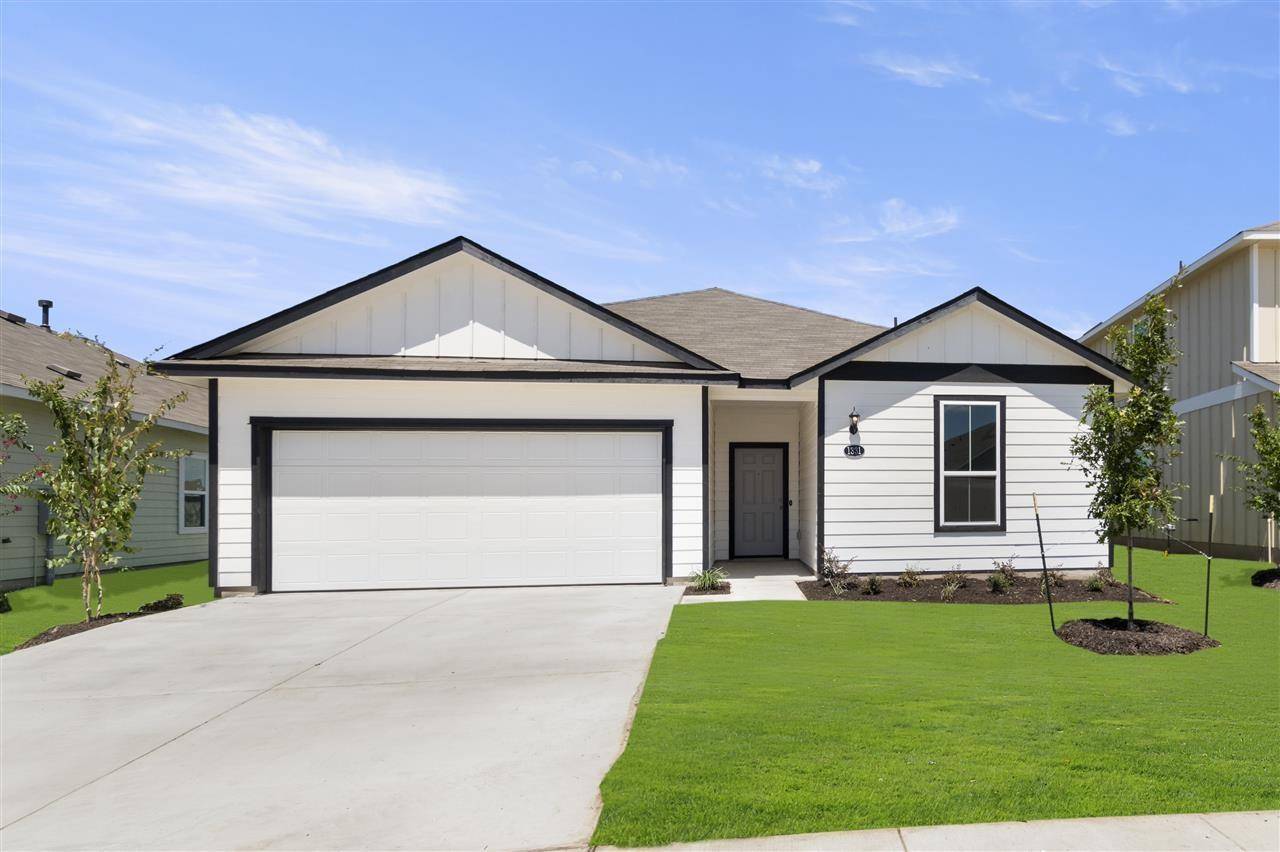 1331 Teychas DR, Kyle, TX 78640