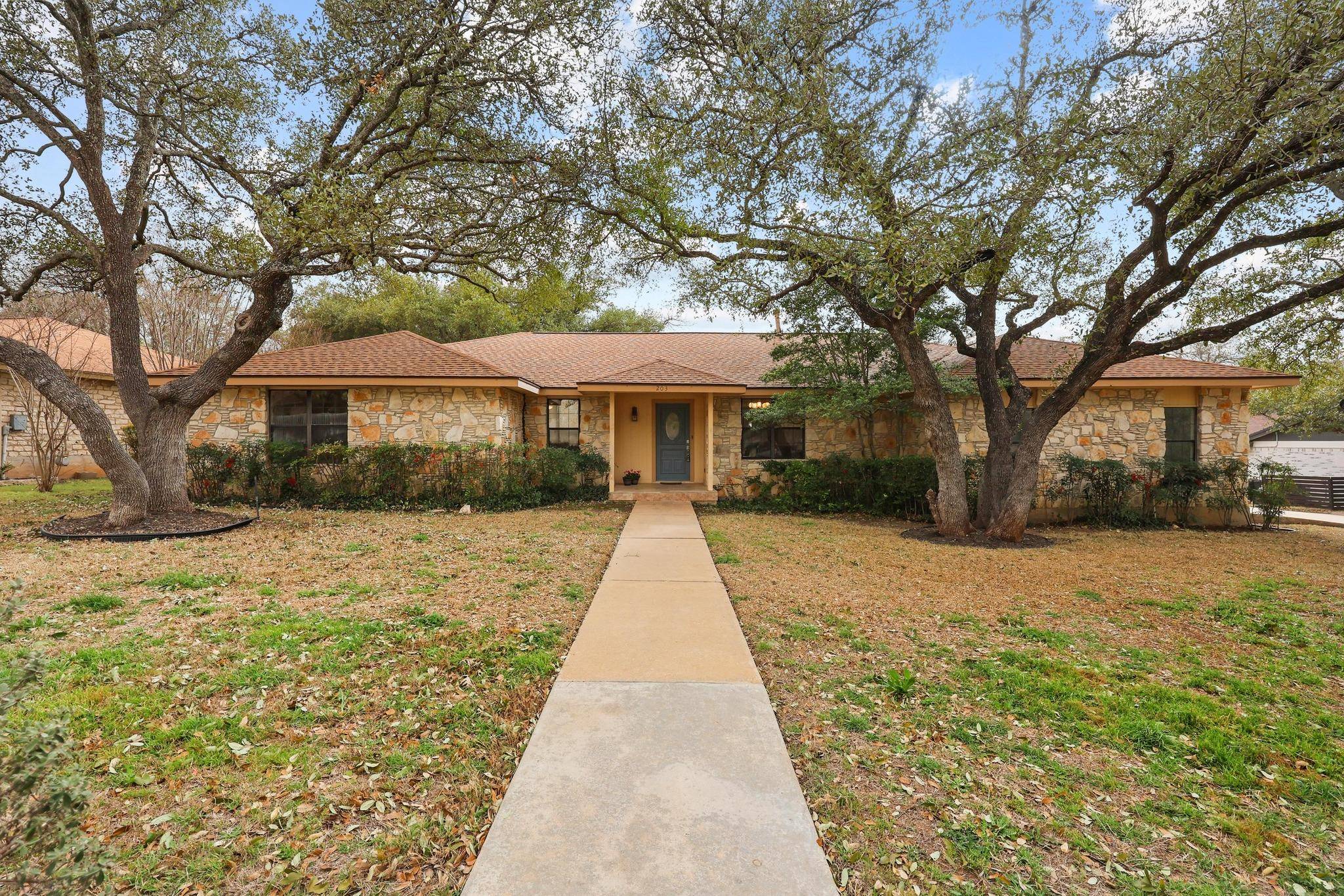203 Norwood DR, Georgetown, TX 78628