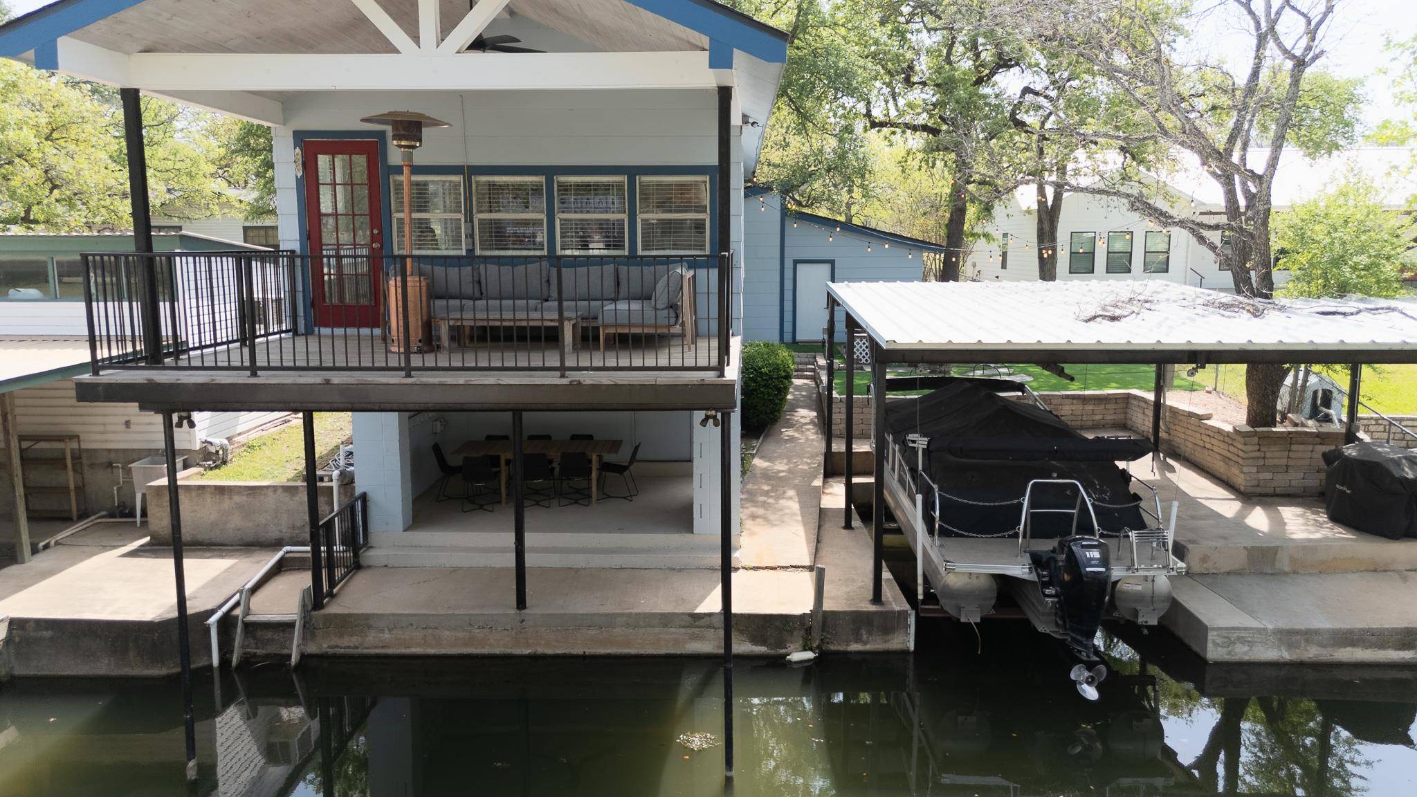 421 E Briarway DR, Marble Falls, TX 78654