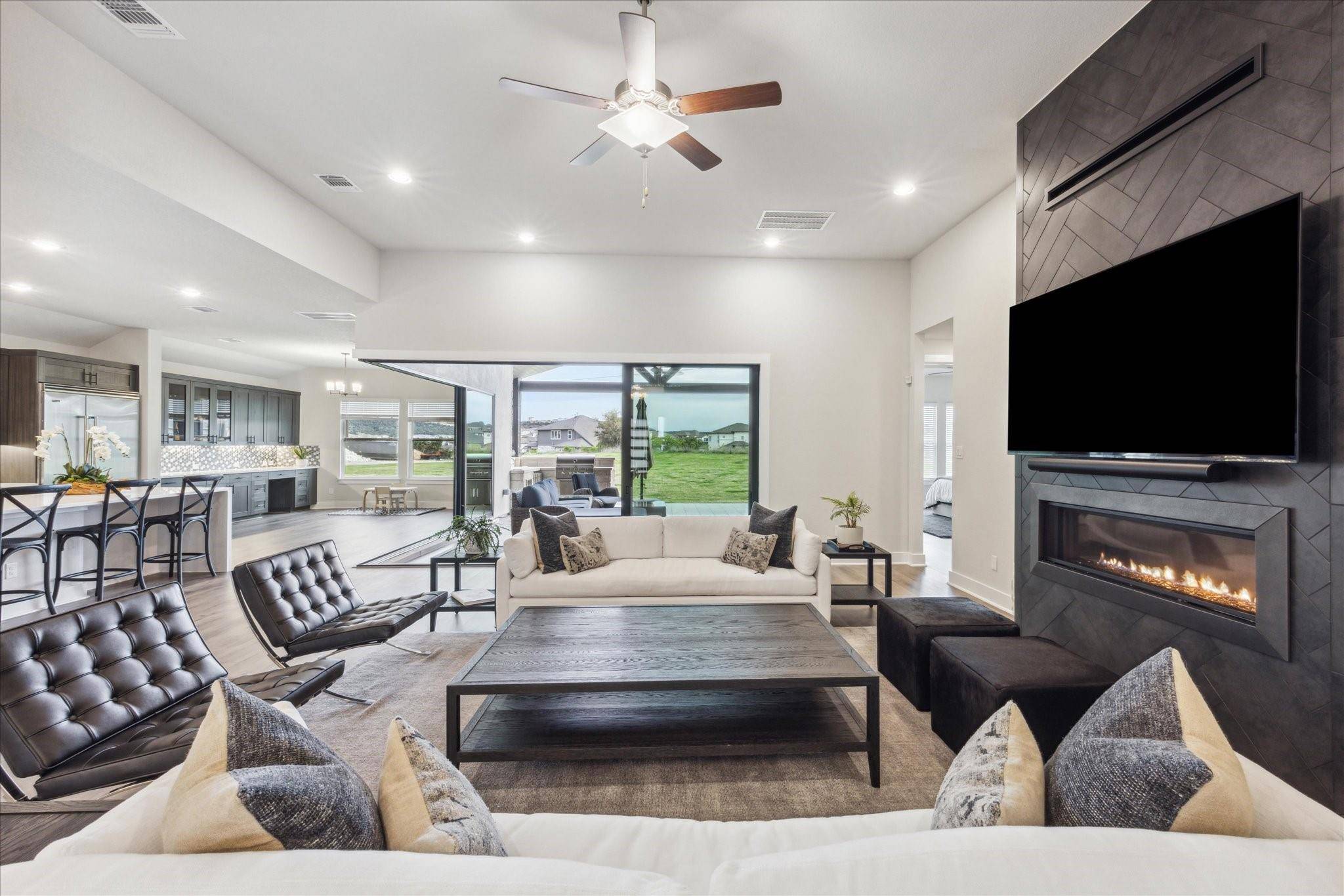 700 Echelon PL, Austin, TX 78738