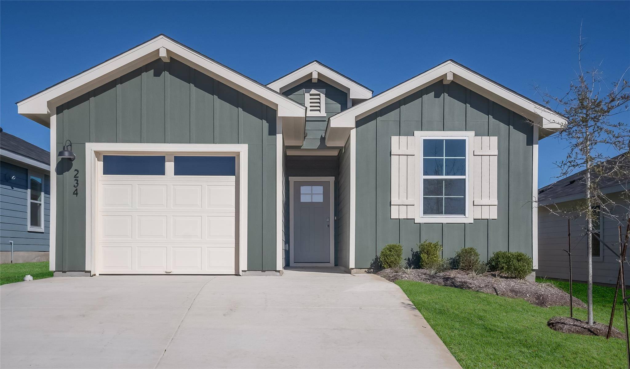 310 Celosia LOOP, Uhland, TX 78640
