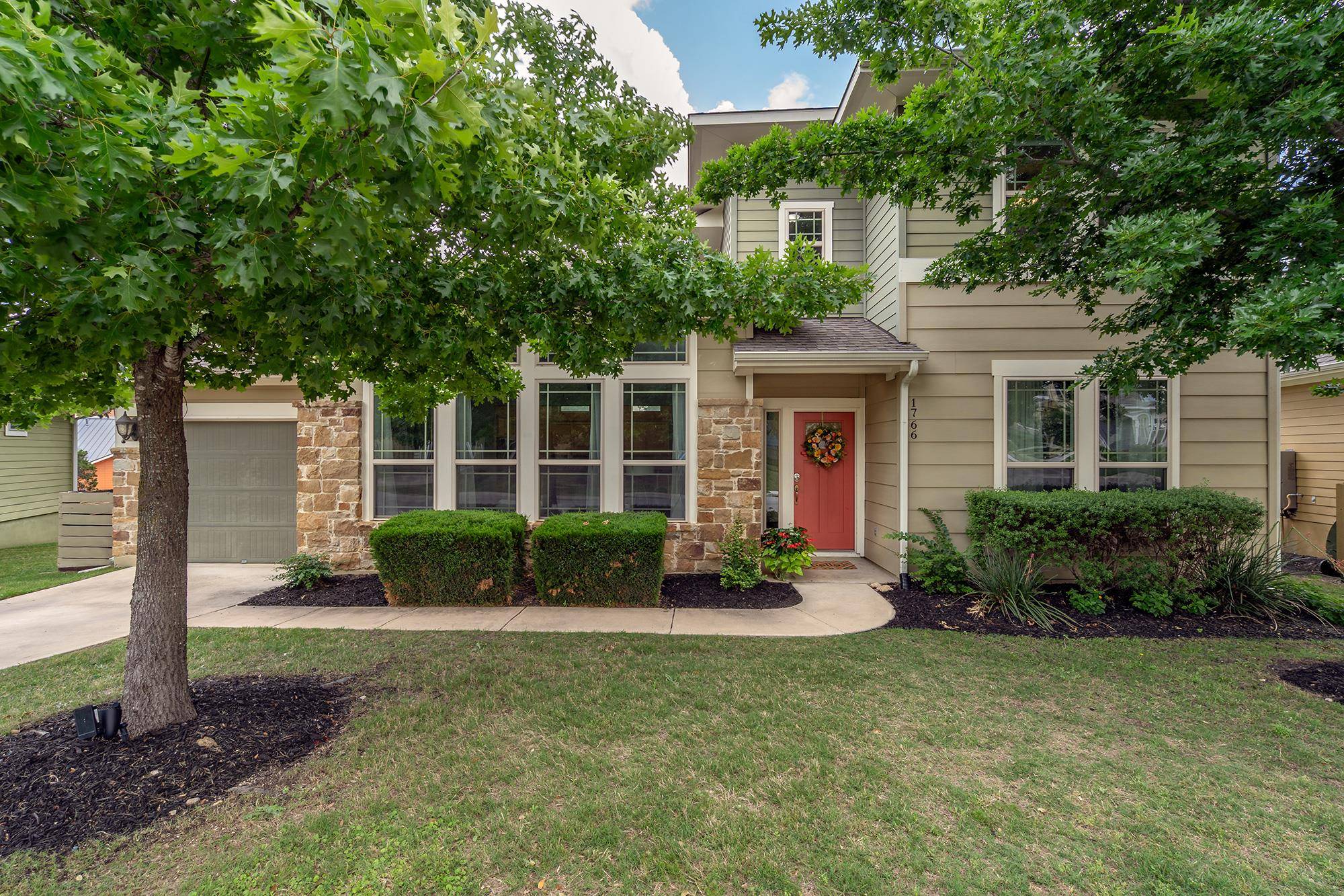 1766 Rowdy PVT LOOP #26, Leander, TX 78641