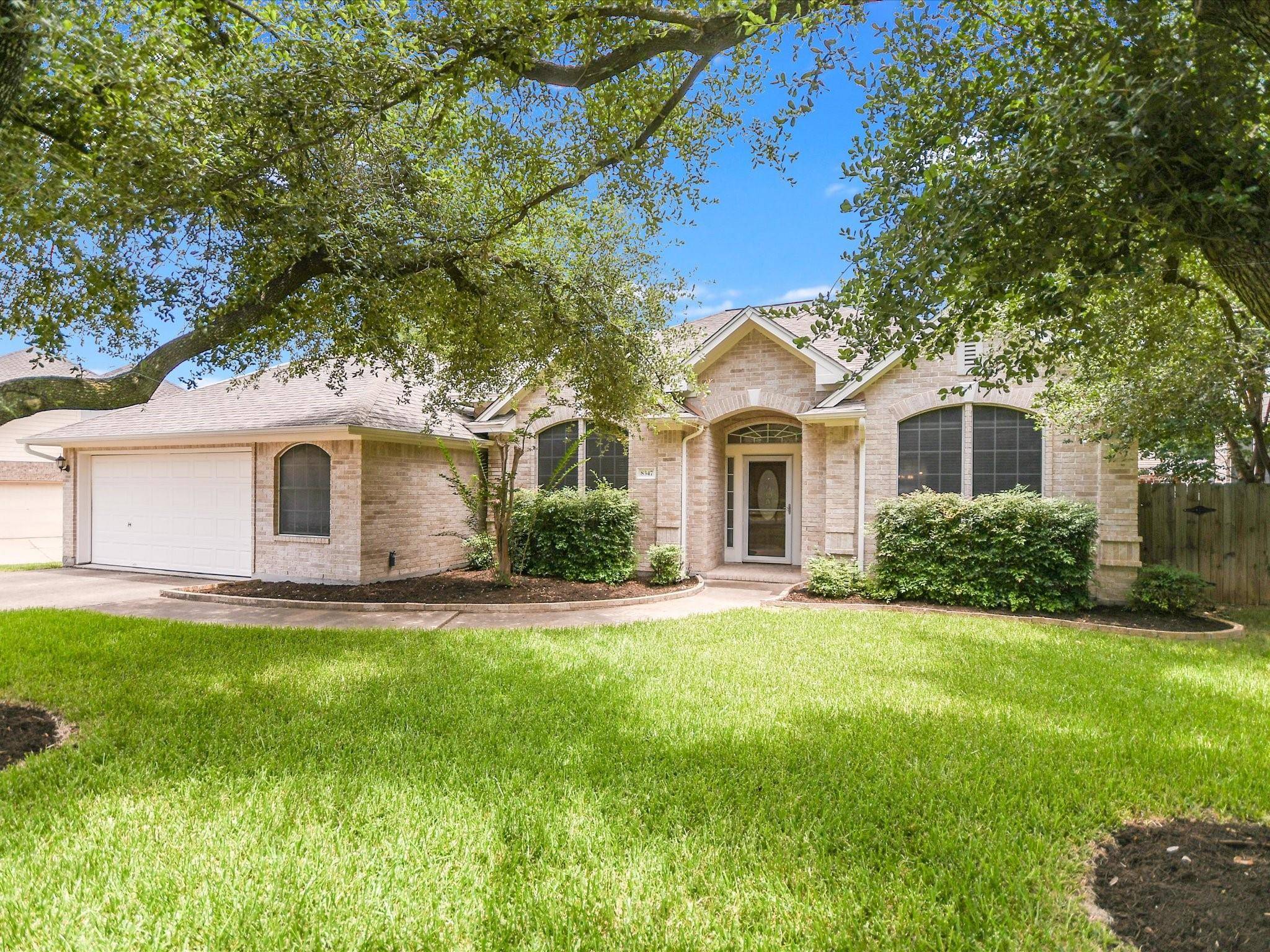 8347 Fern Bluff Ave, Round Rock, TX 78681