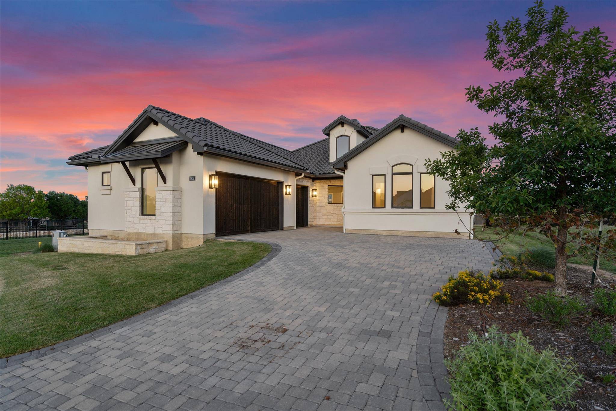 1808 Art Adams WAY, Spicewood, TX 78669