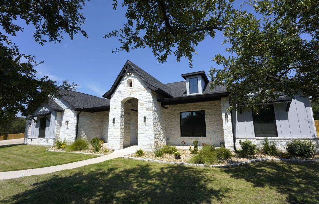 9006 Abby Lee LN, Salado, TX 76571