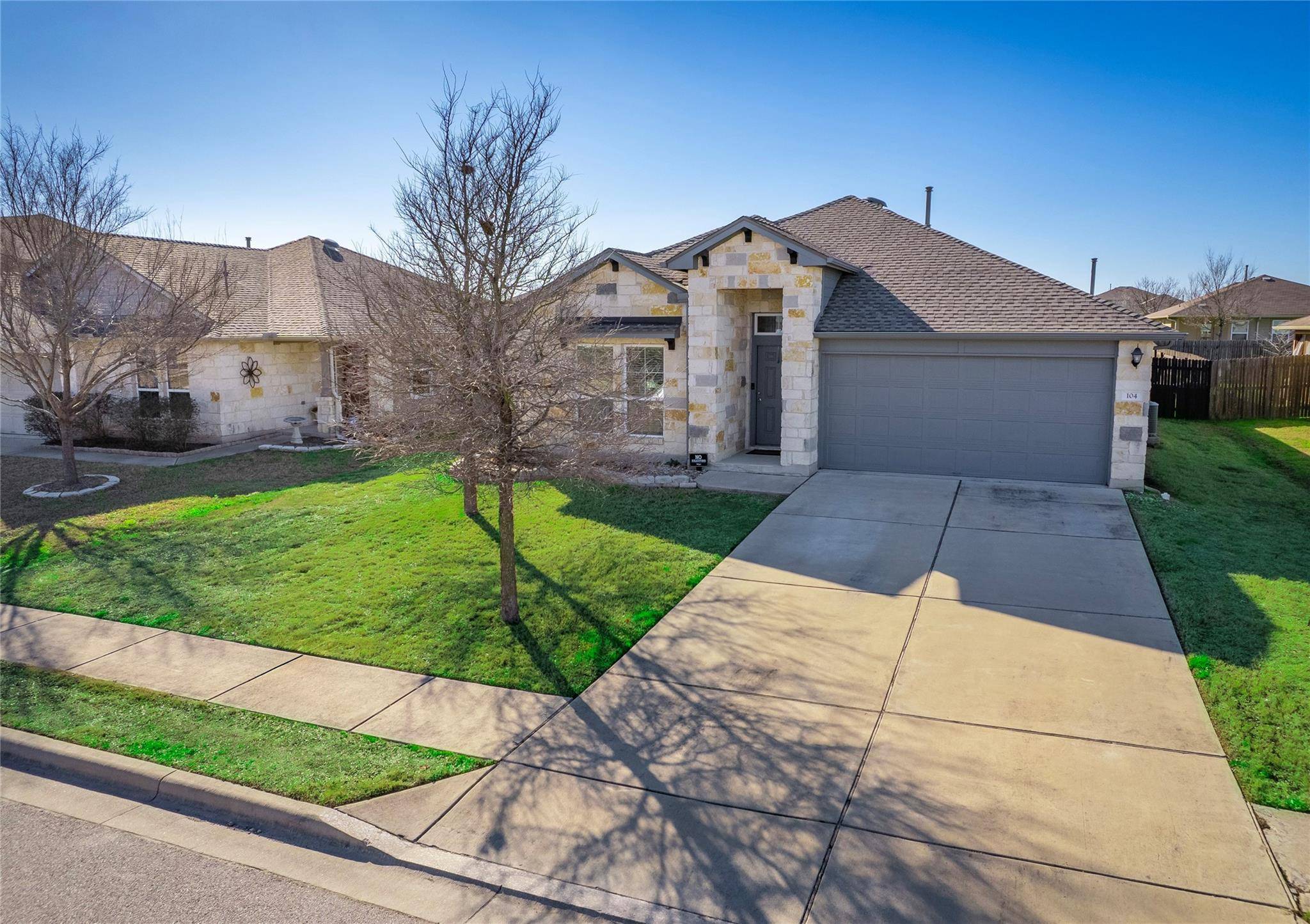 104 Esparza CT, Hutto, TX 78634