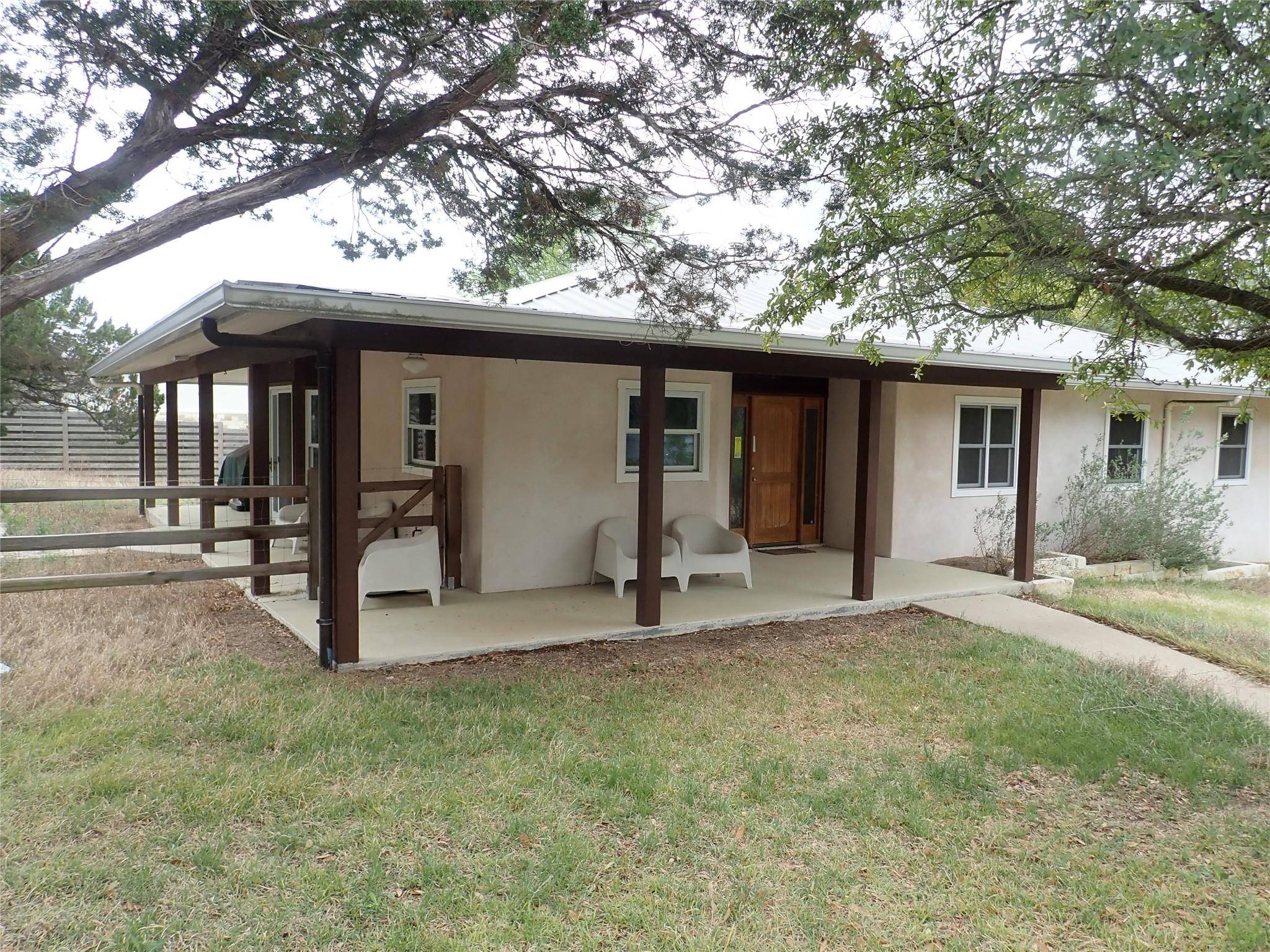 1044 Sunset Canyon DR S, Dripping Springs, TX 78620