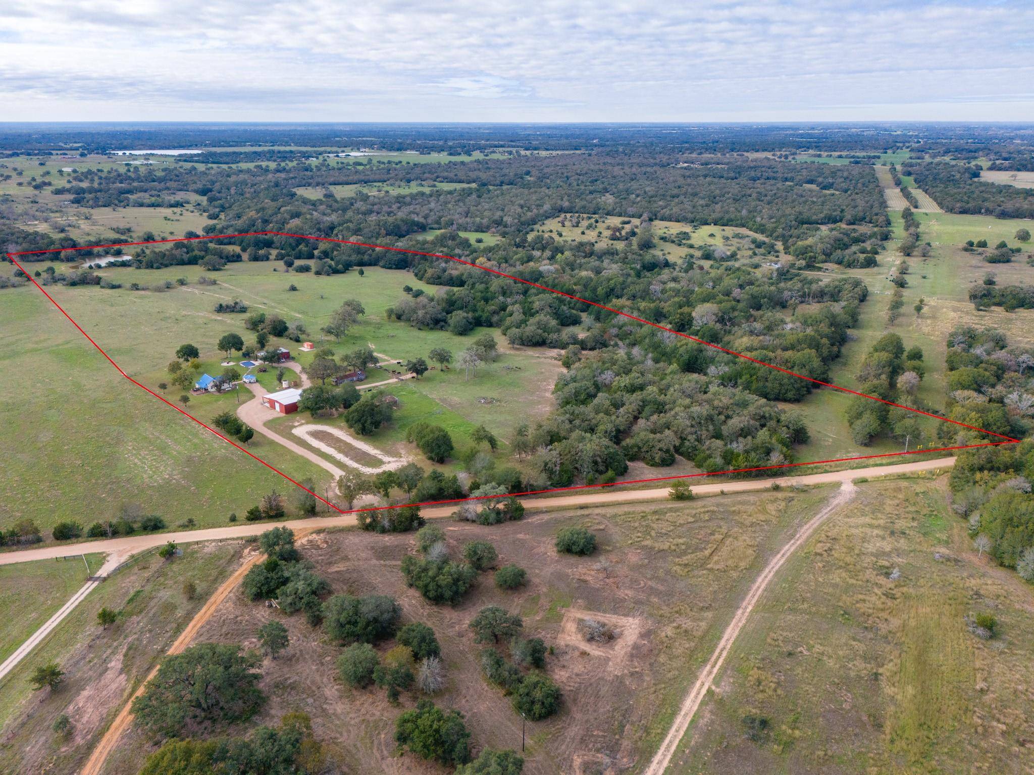 4409 CR 132 RD, Hallettsville, TX 77964