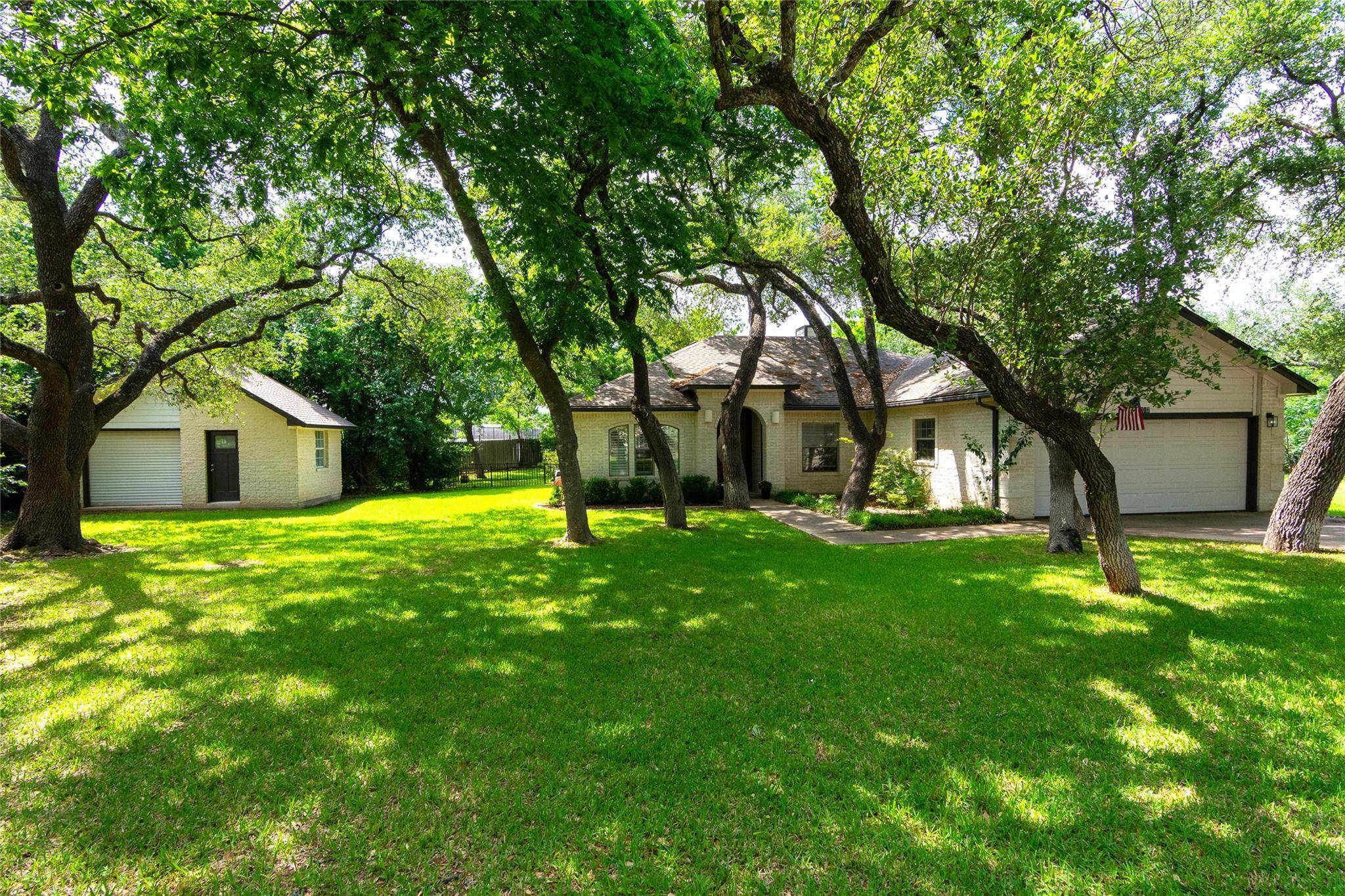 307 Deer Trace CV, Cedar Park, TX 78613