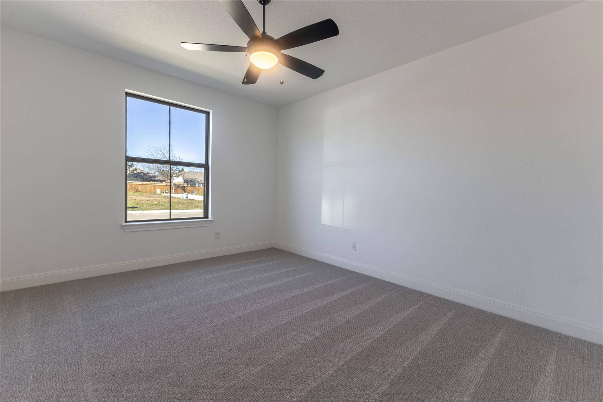 367 Orleanian DR, Buda, TX 78610