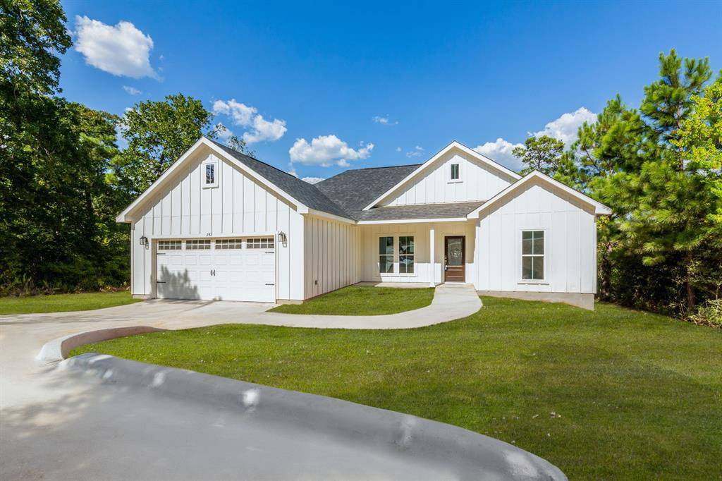 283 Tahitian DR, Bastrop, TX 78602