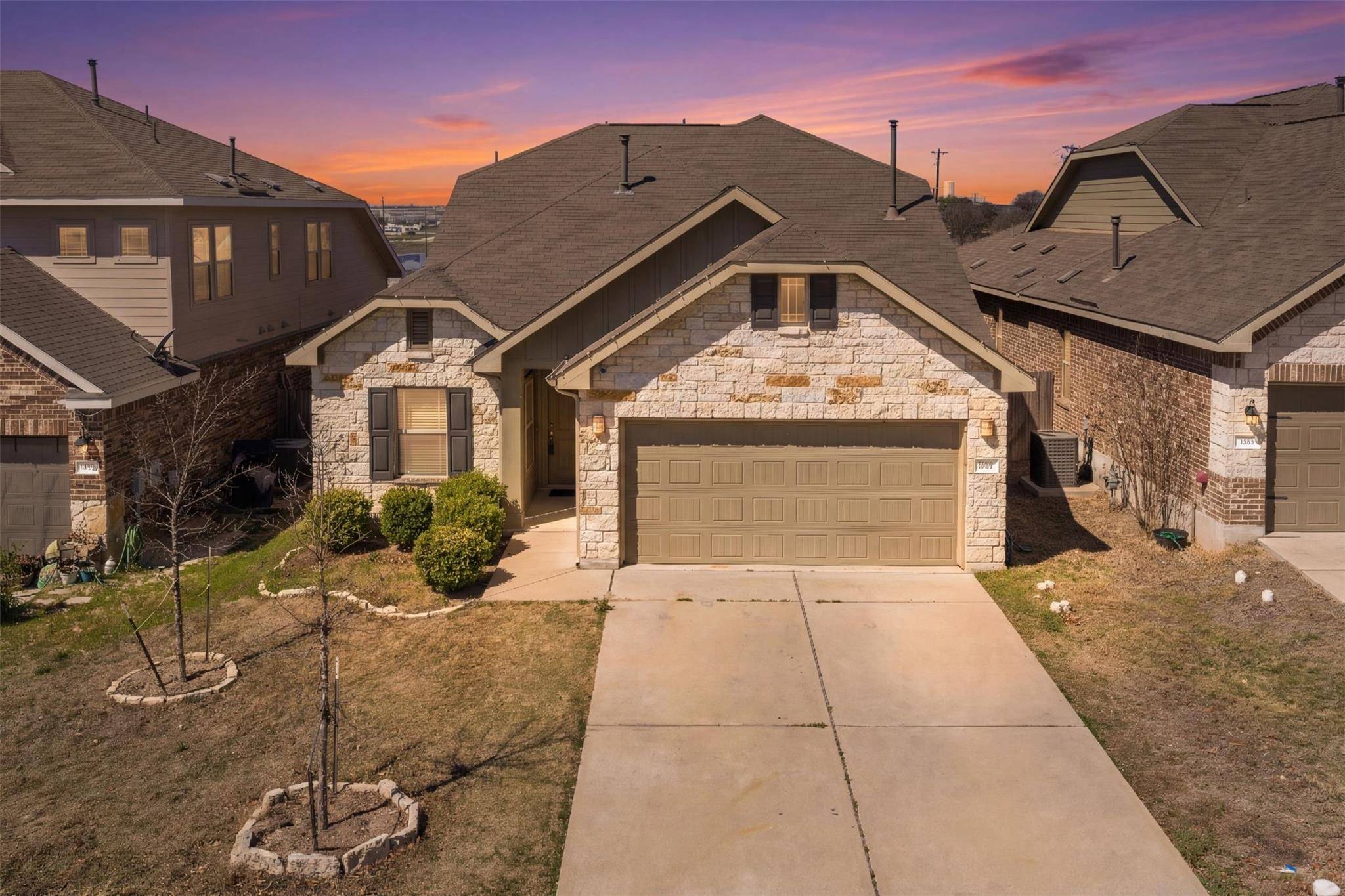 209 Shale CIR, Buda, TX 78610