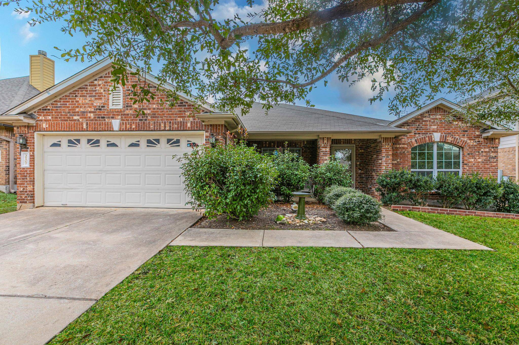 2107 Ariella DR, Cedar Park, TX 78613