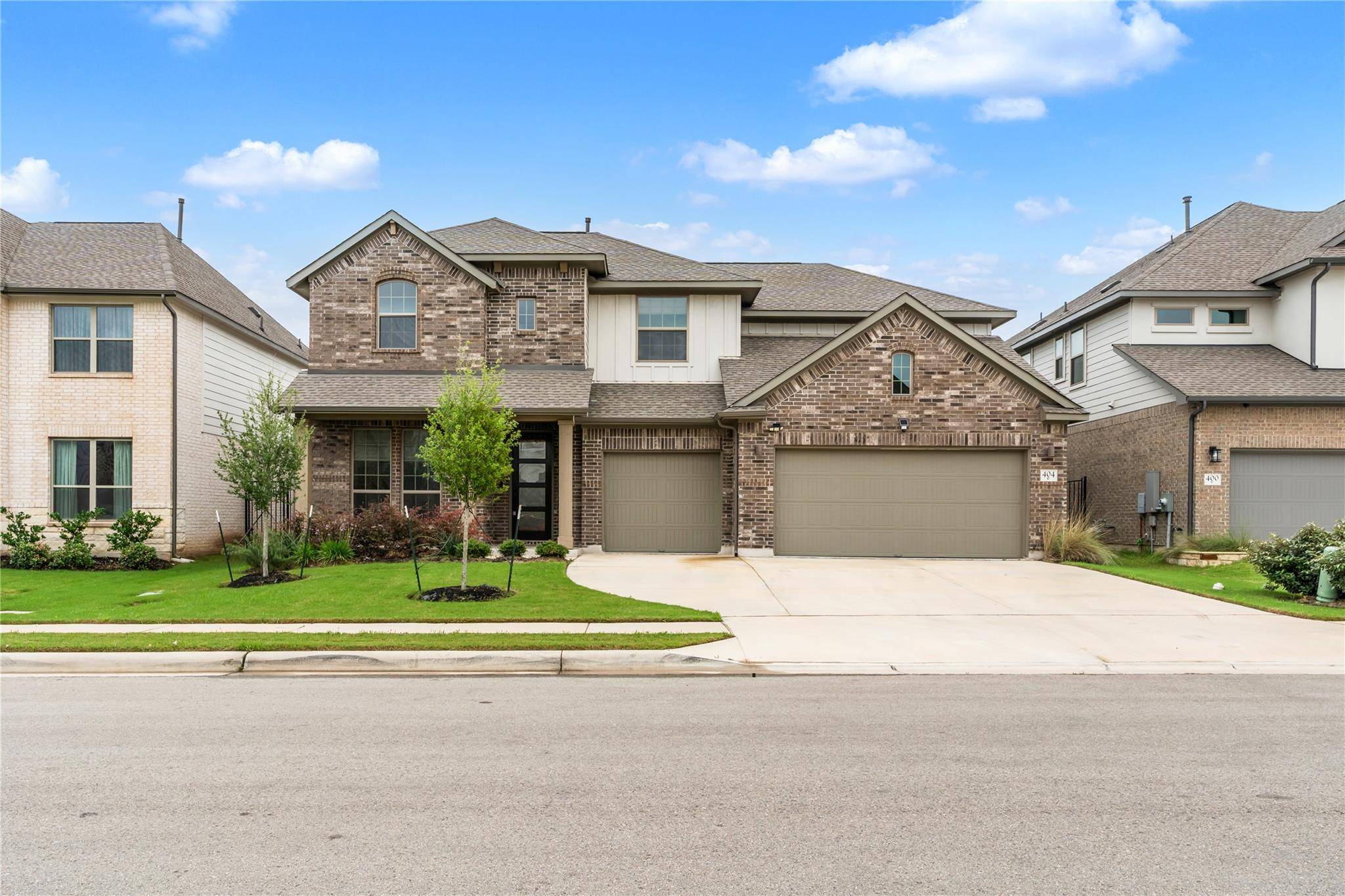 404 Hollister DR, Liberty Hill, TX 78642