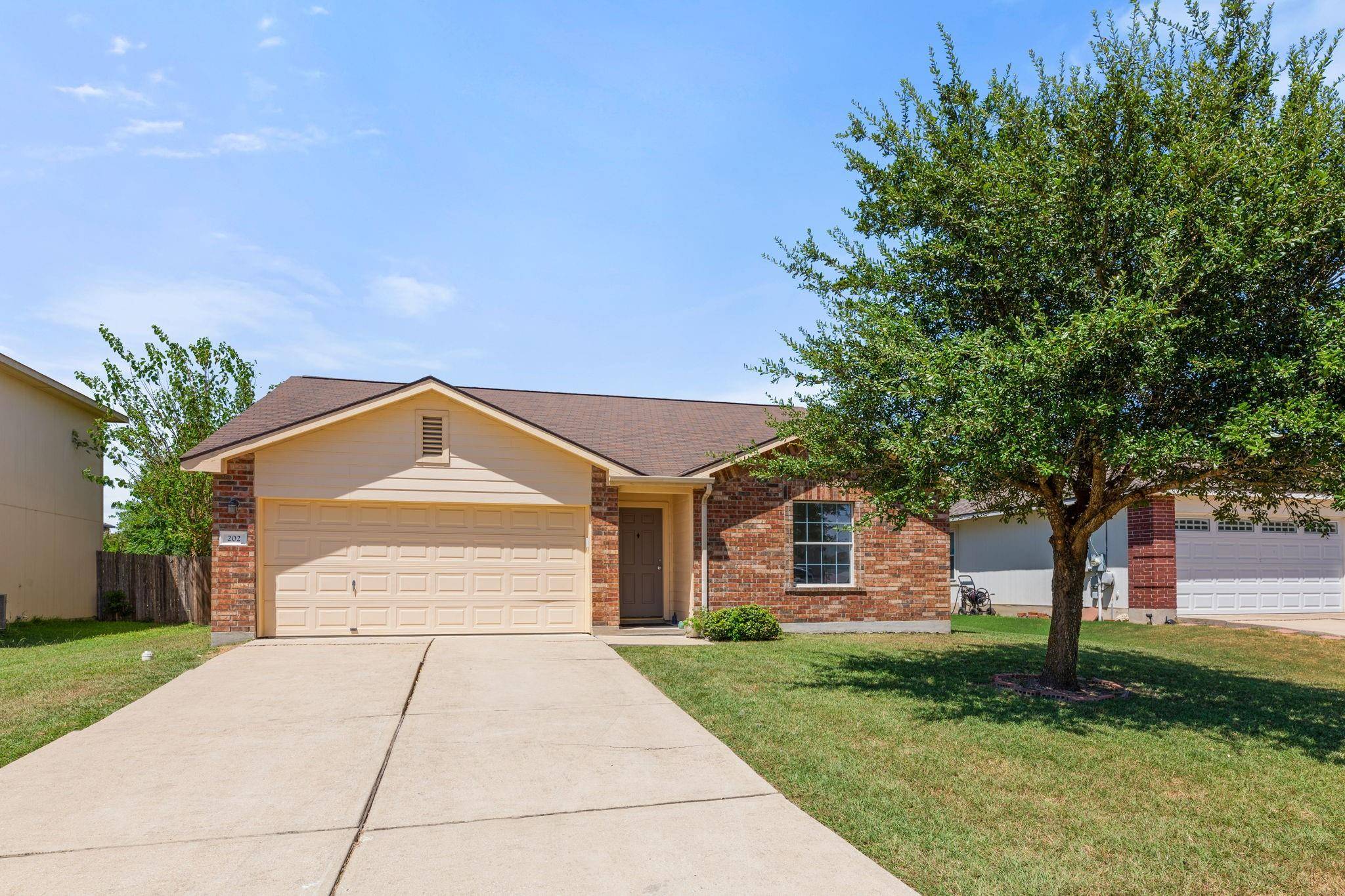 202 Wegstrom ST, Hutto, TX 78634