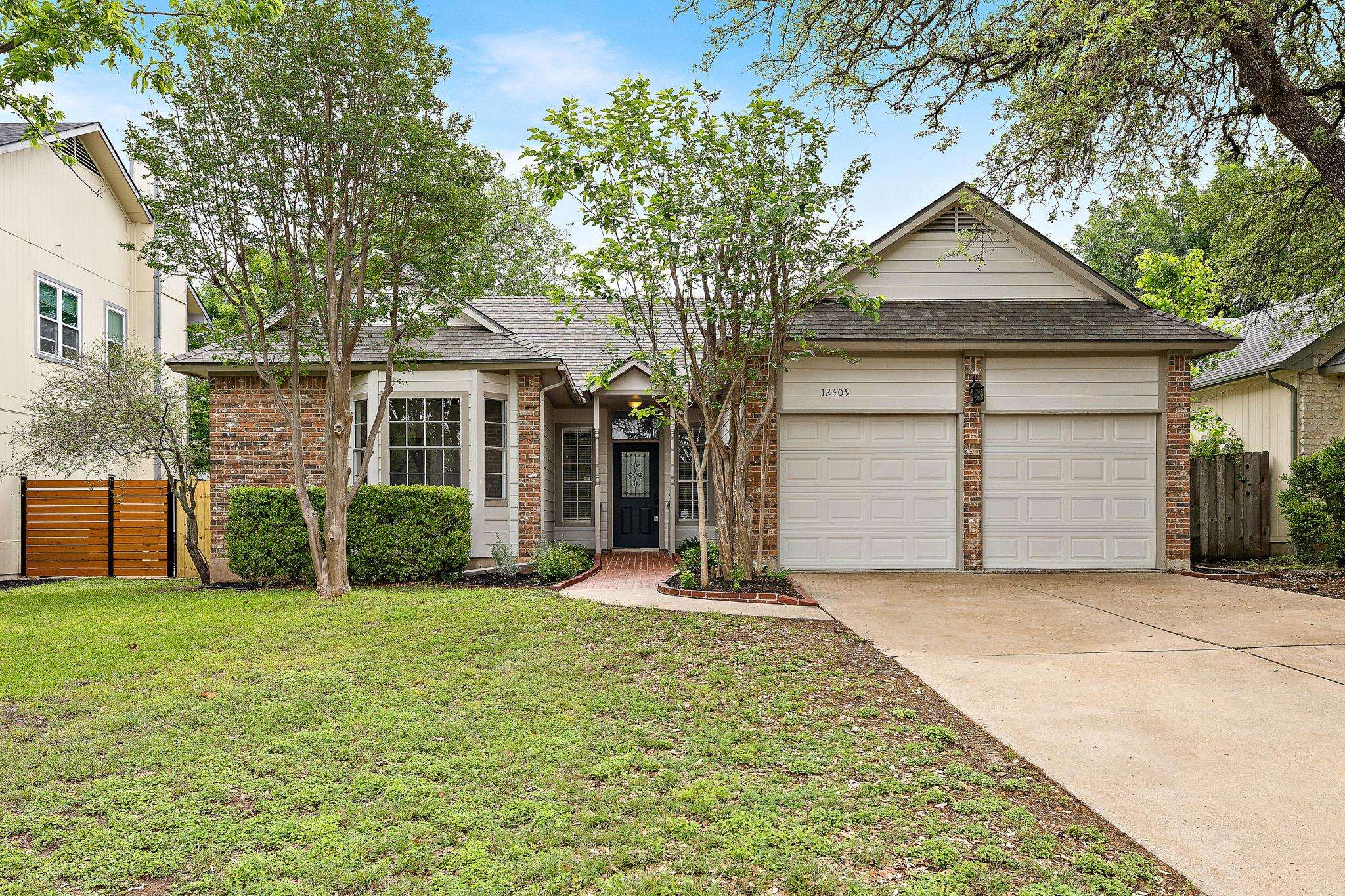 12409 HUNTERS CHASE DR, Austin, TX 78729