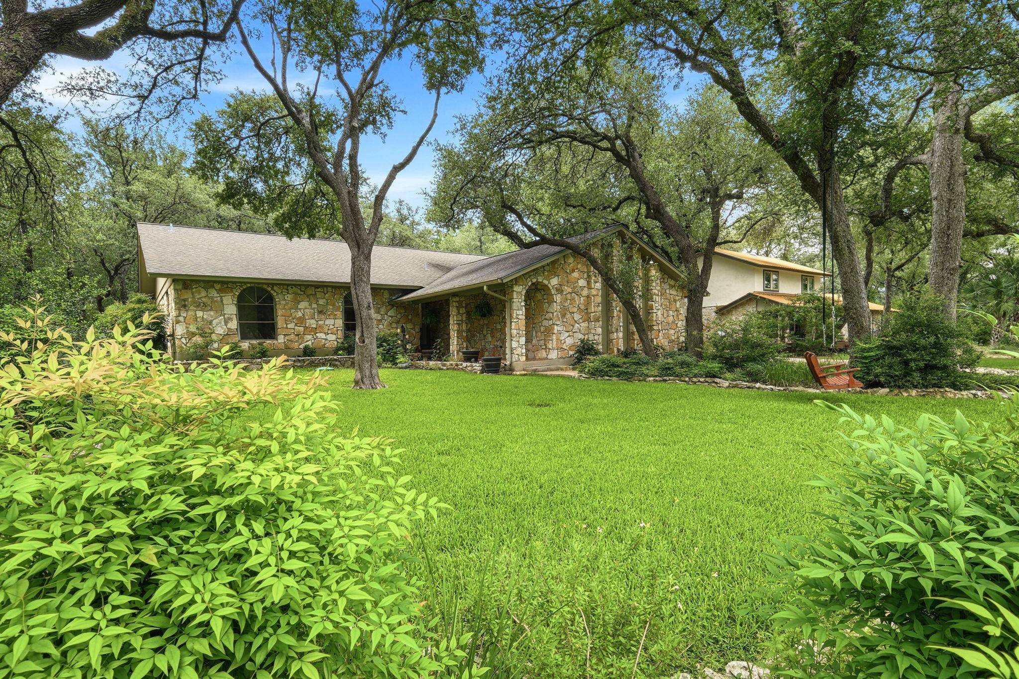 11101 Yucca DR, Austin, TX 78759