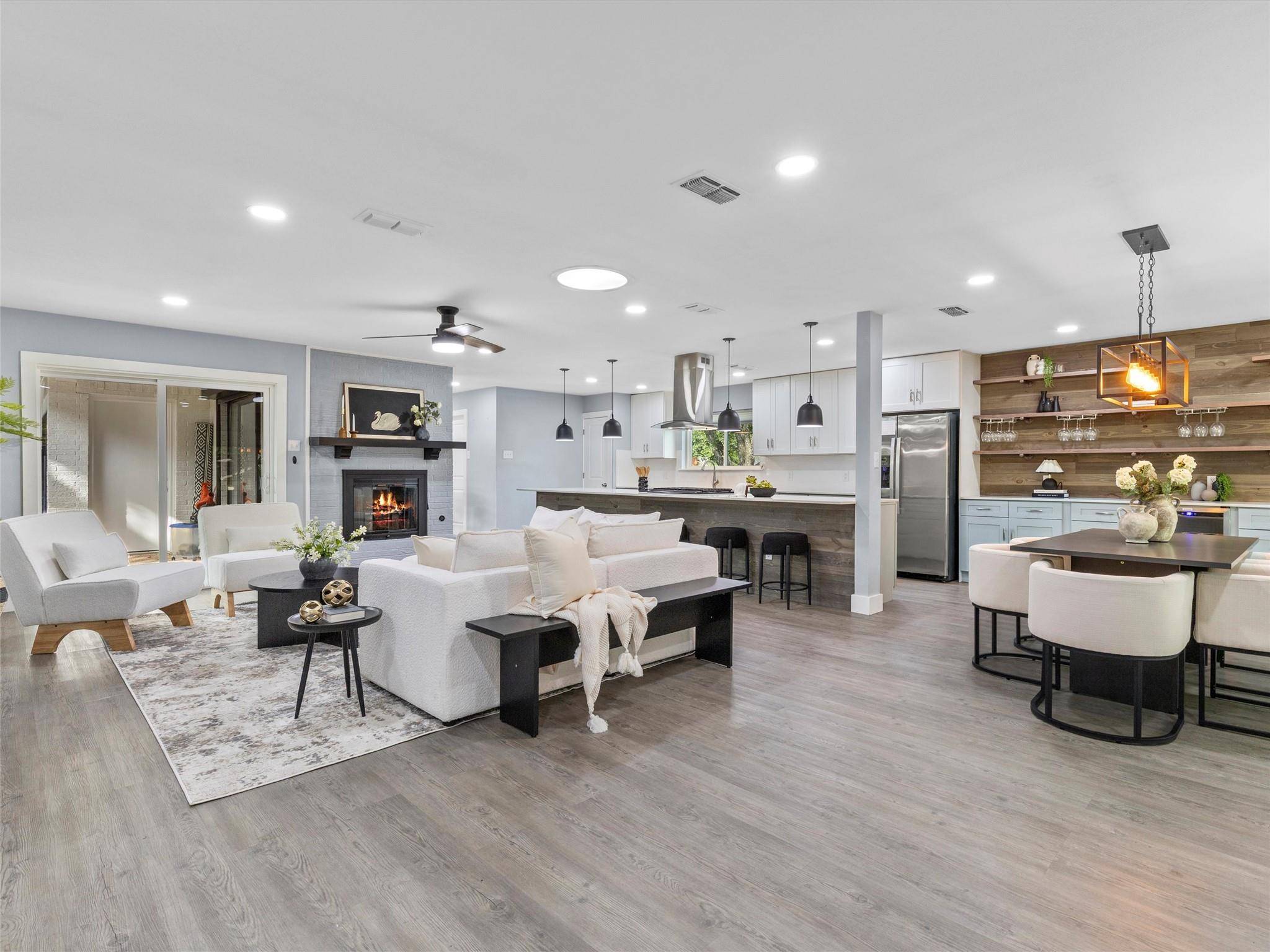 1310 Cardinal Hill DR, Austin, TX 78758
