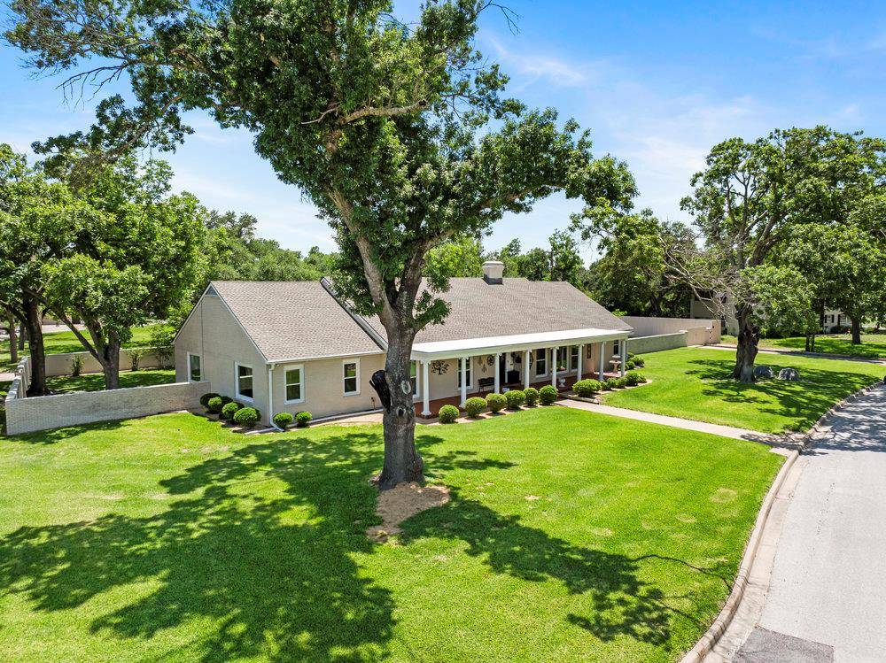 707 W Thompson Ave, Temple, TX 76501