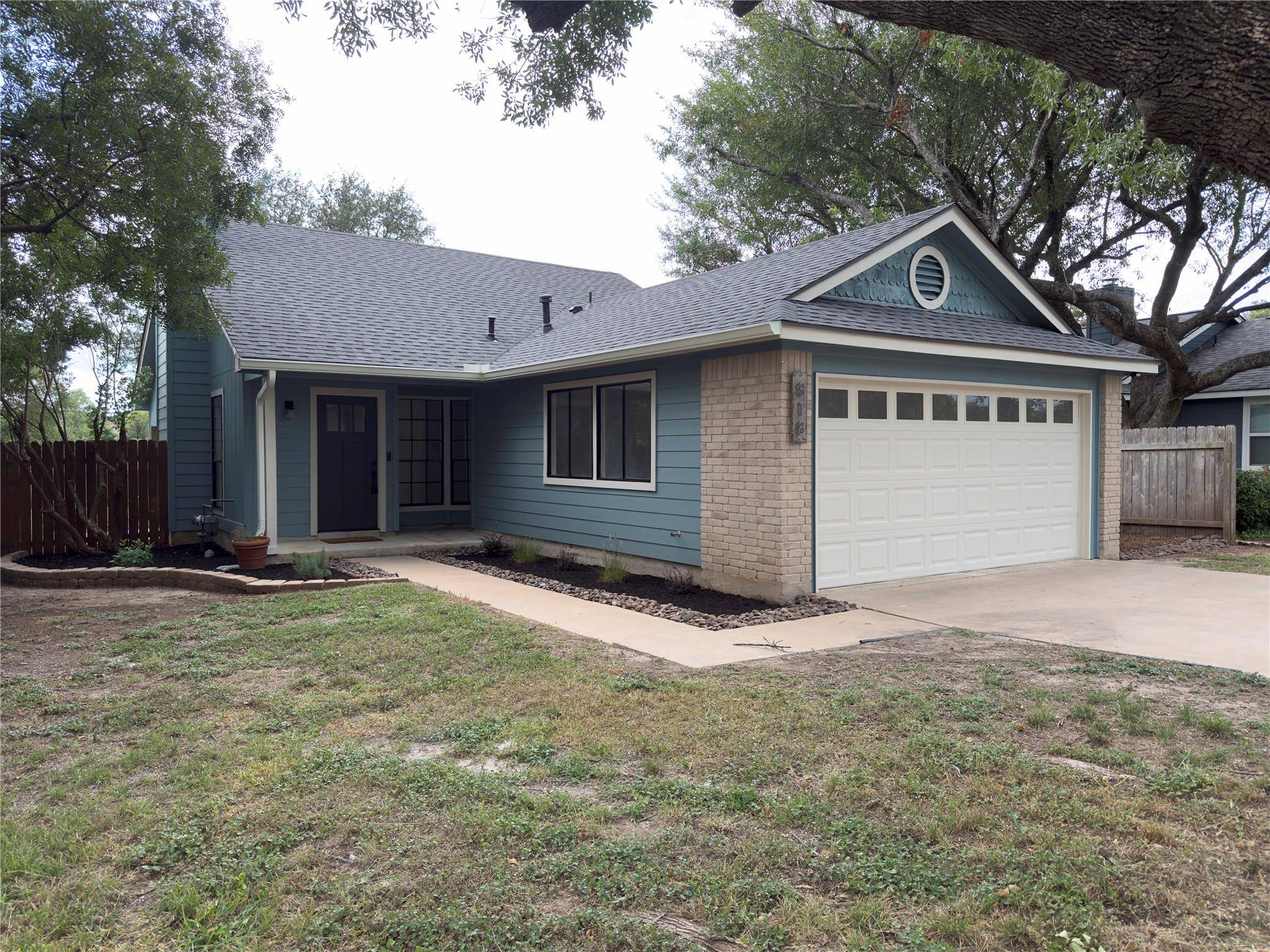818 Russet Valley DR, Cedar Park, TX 78613