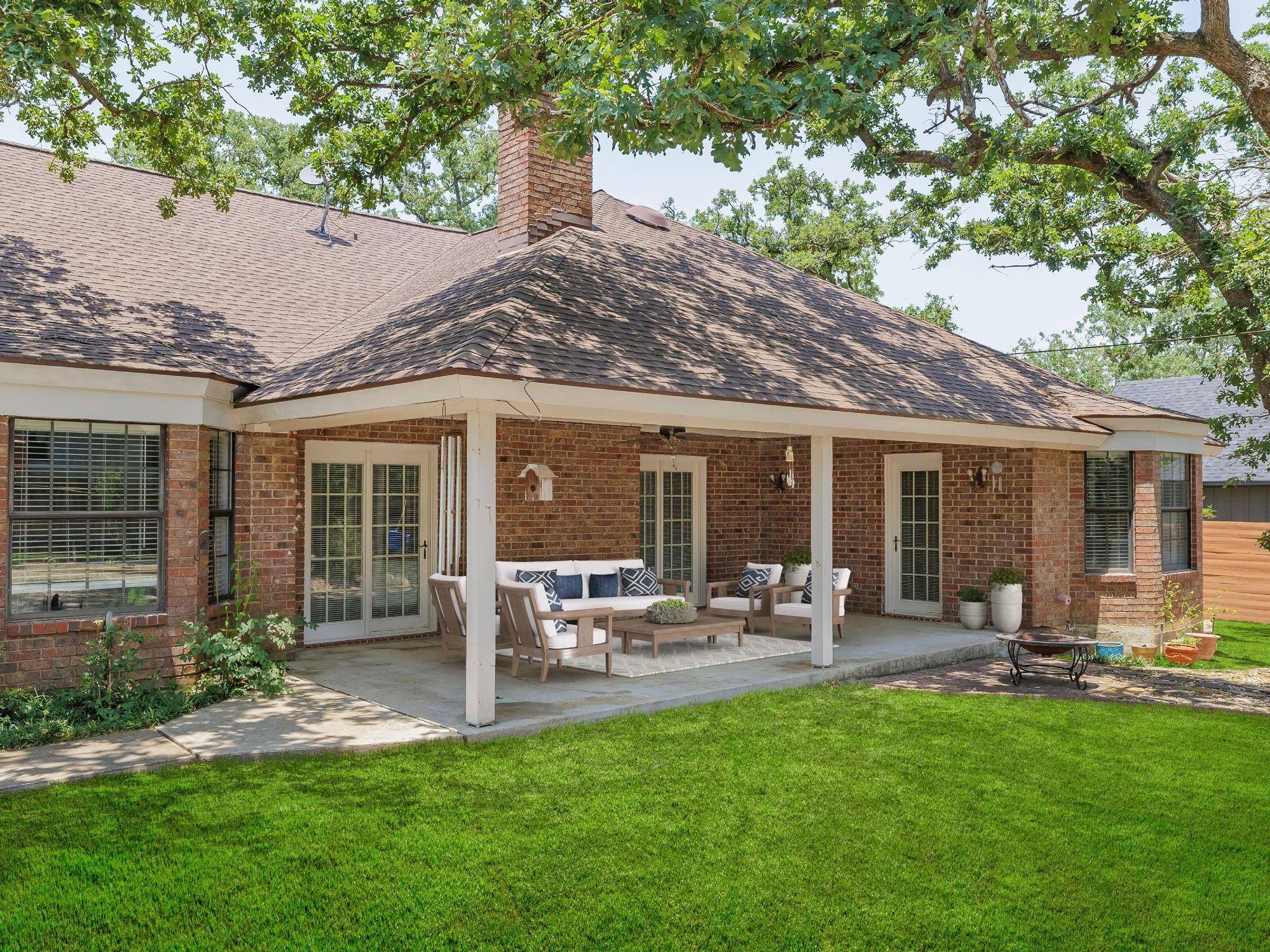 2001 Skyles RD, Rockdale, TX 76567