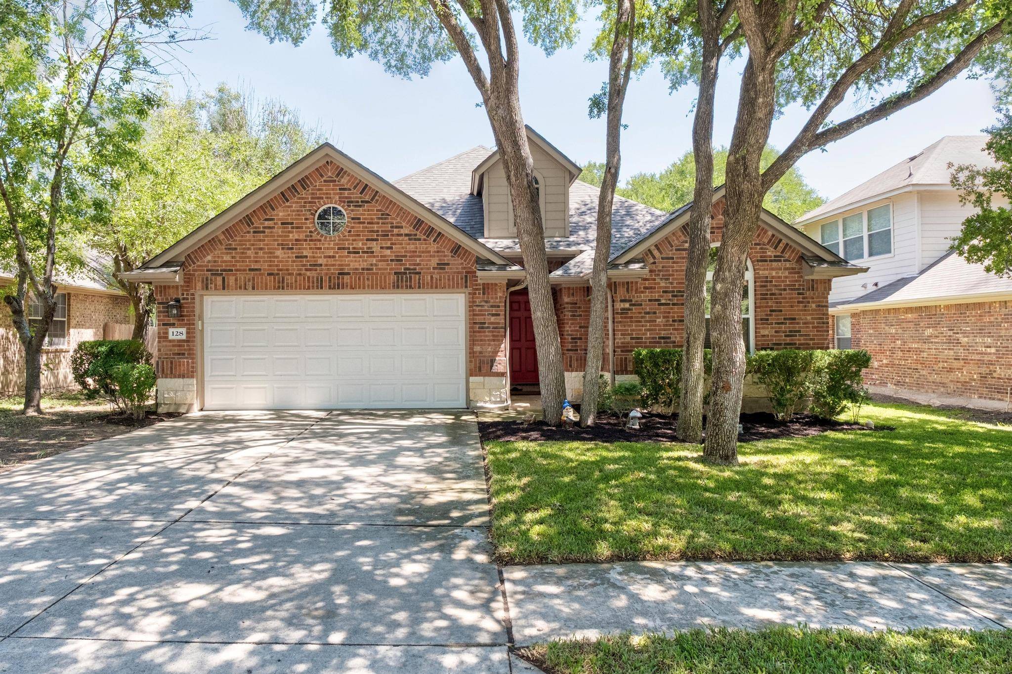 128 Clarence CT, Buda, TX 78610