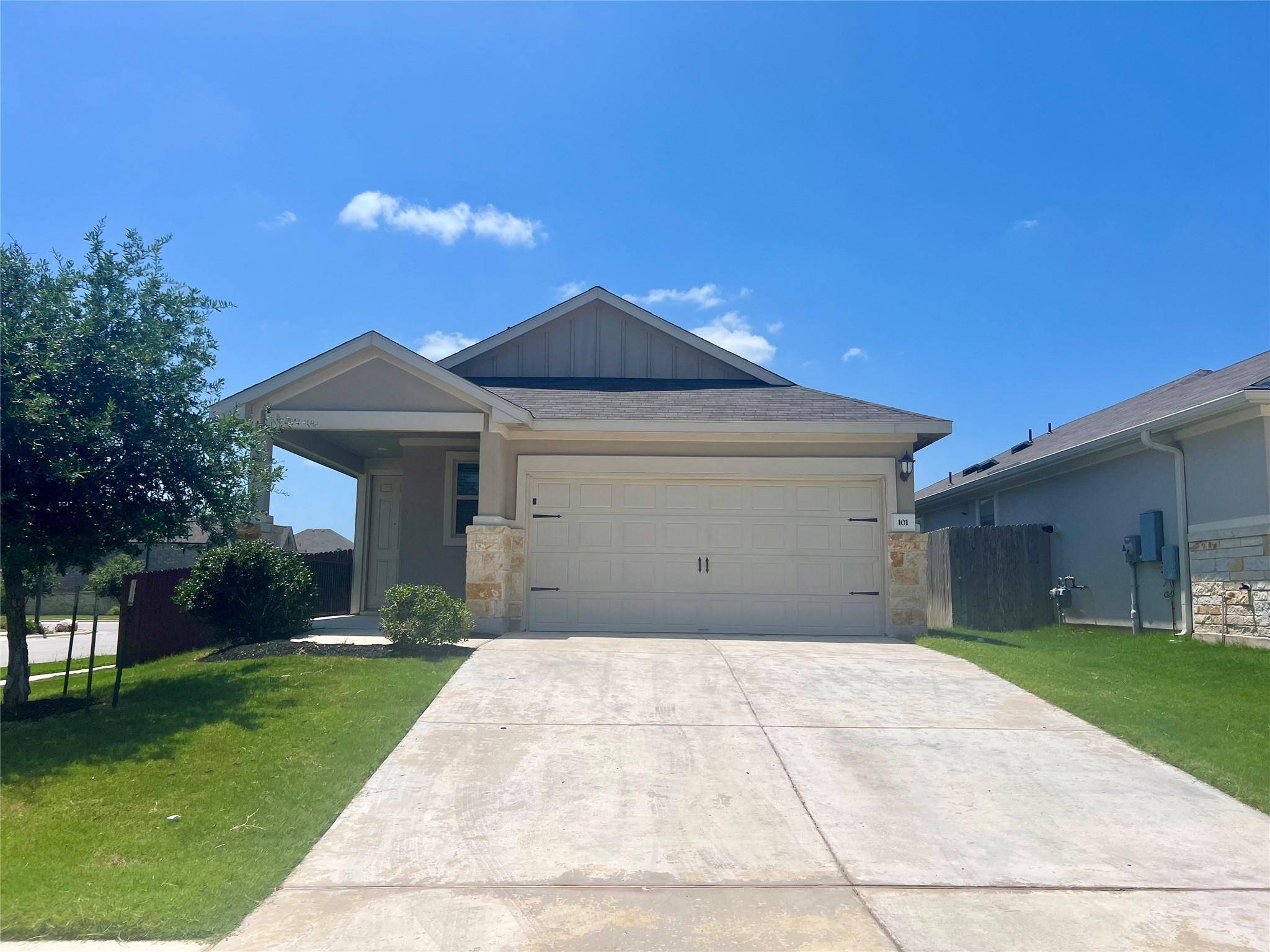 101 McFarland ST, Georgetown, TX 78628