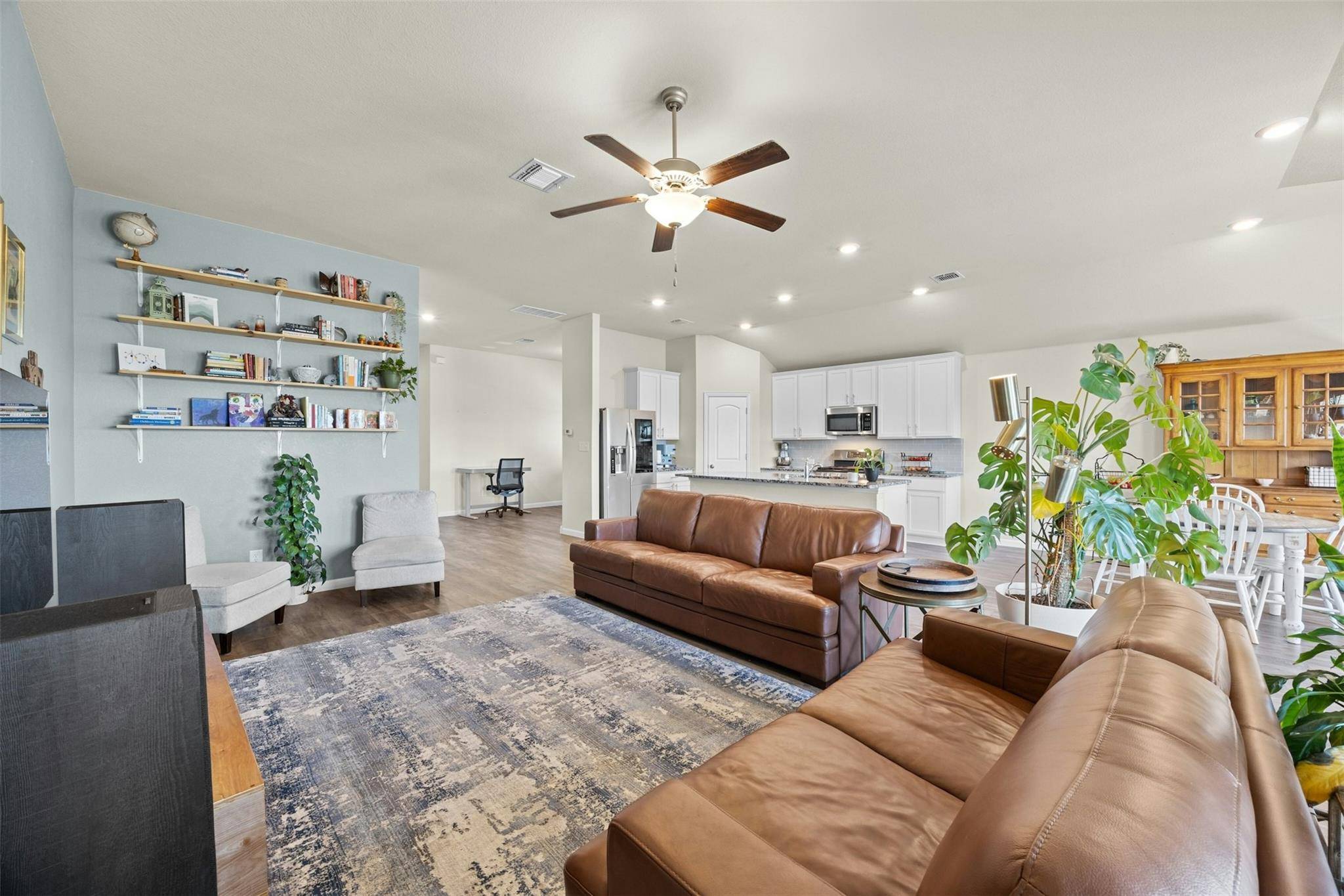 1004 Bright Star CV, Georgetown, TX 78628