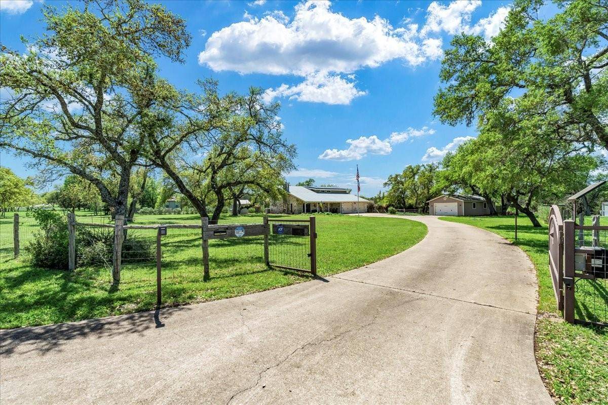 1144 Live Oak LOOP, Buda, TX 78610