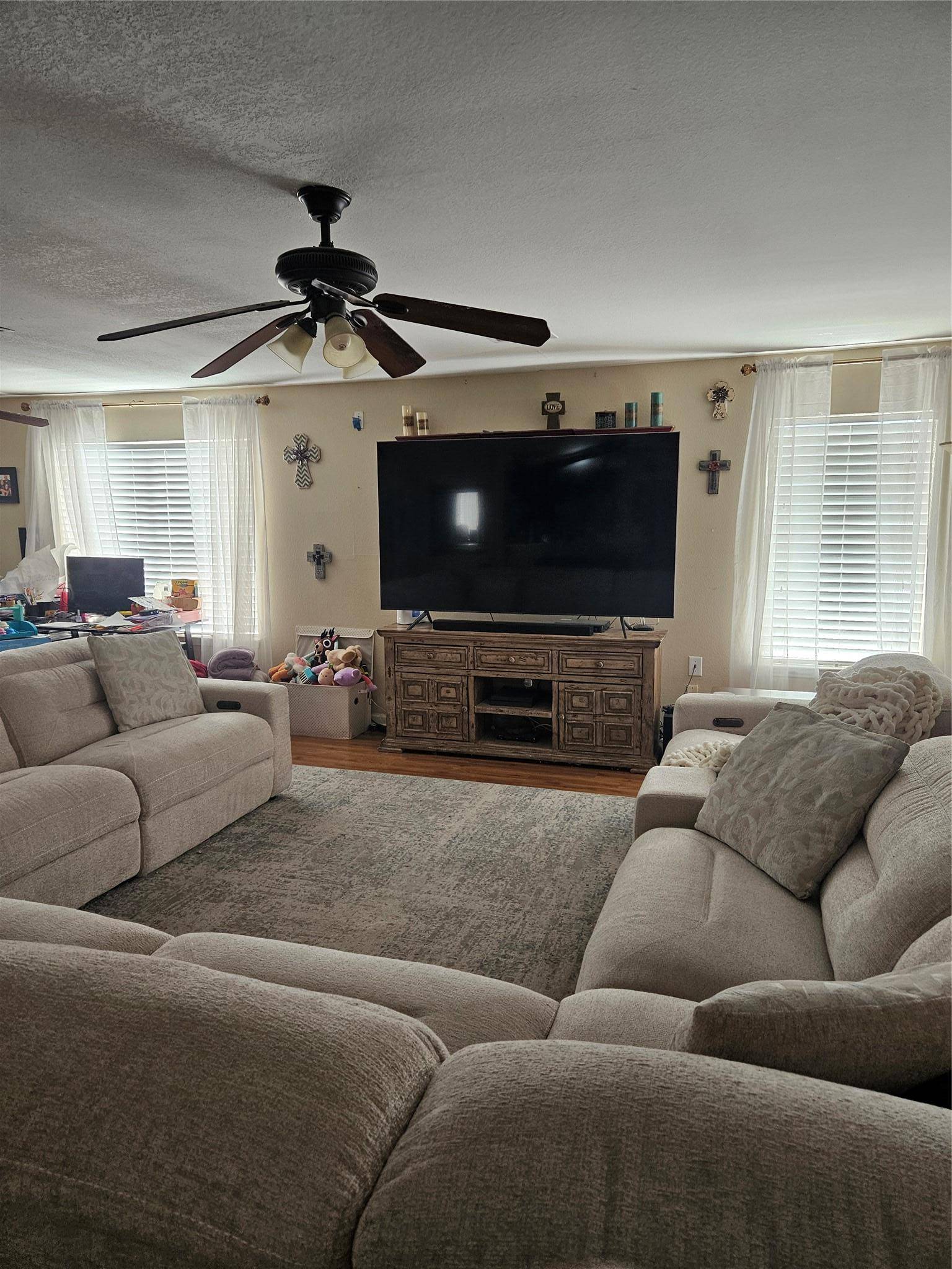 1808 Whirlwind TRL, Round Rock, TX 78664