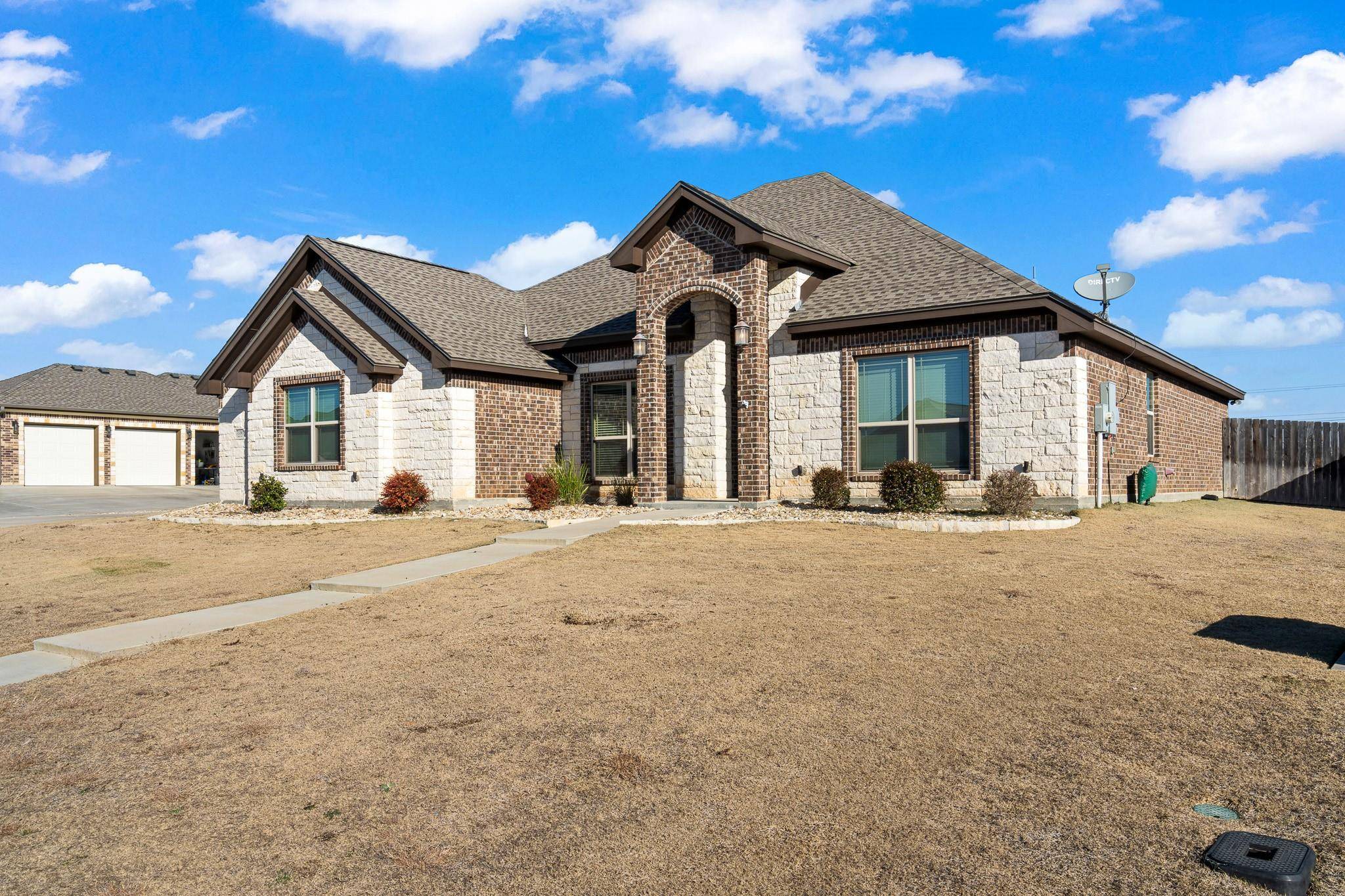 7136 Day Drive, Salado, TX 76571