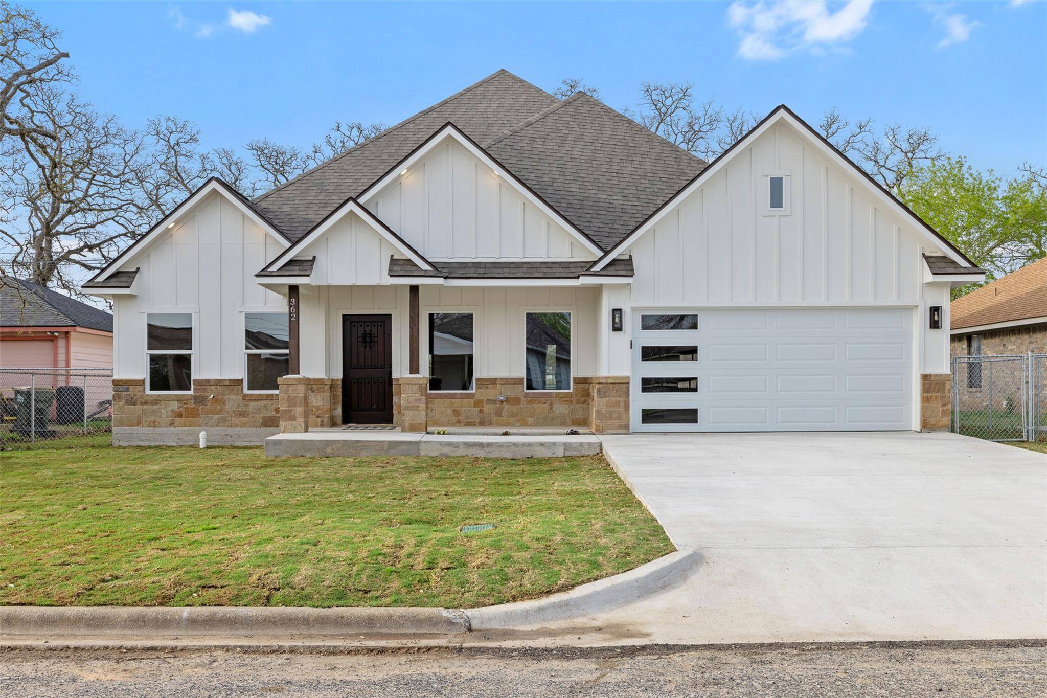 362 Biscayne ST, Giddings, TX 78942