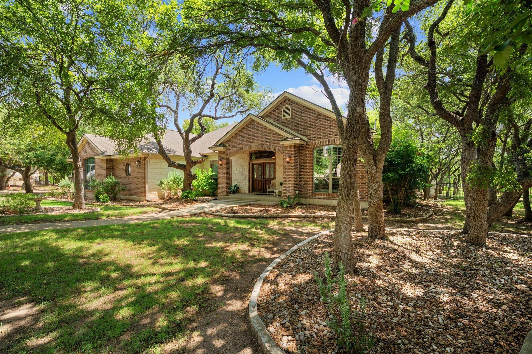126 Dawana LN, Georgetown, TX 78628