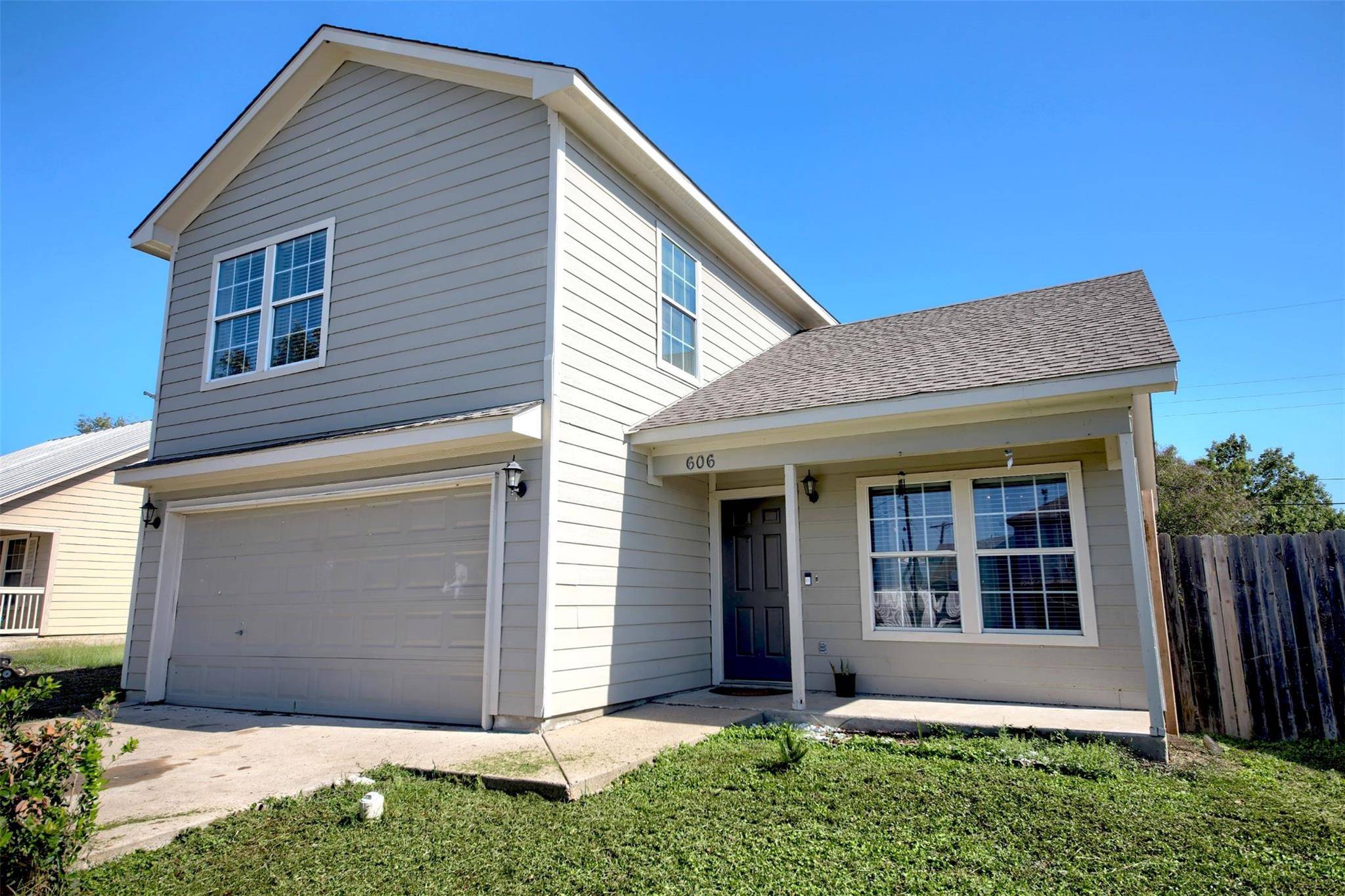 606 Debra DR, Taylor, TX 76574