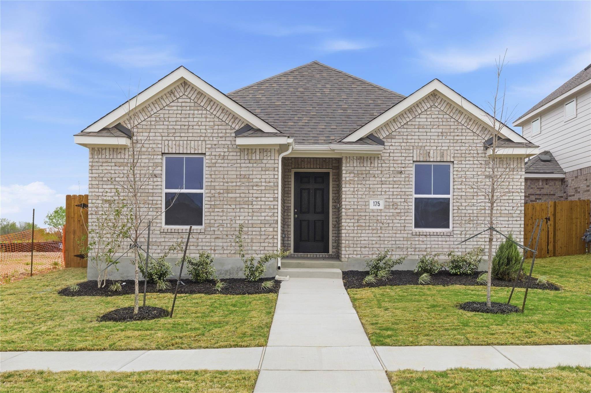 175 Bellie LN, Kyle, TX 78640