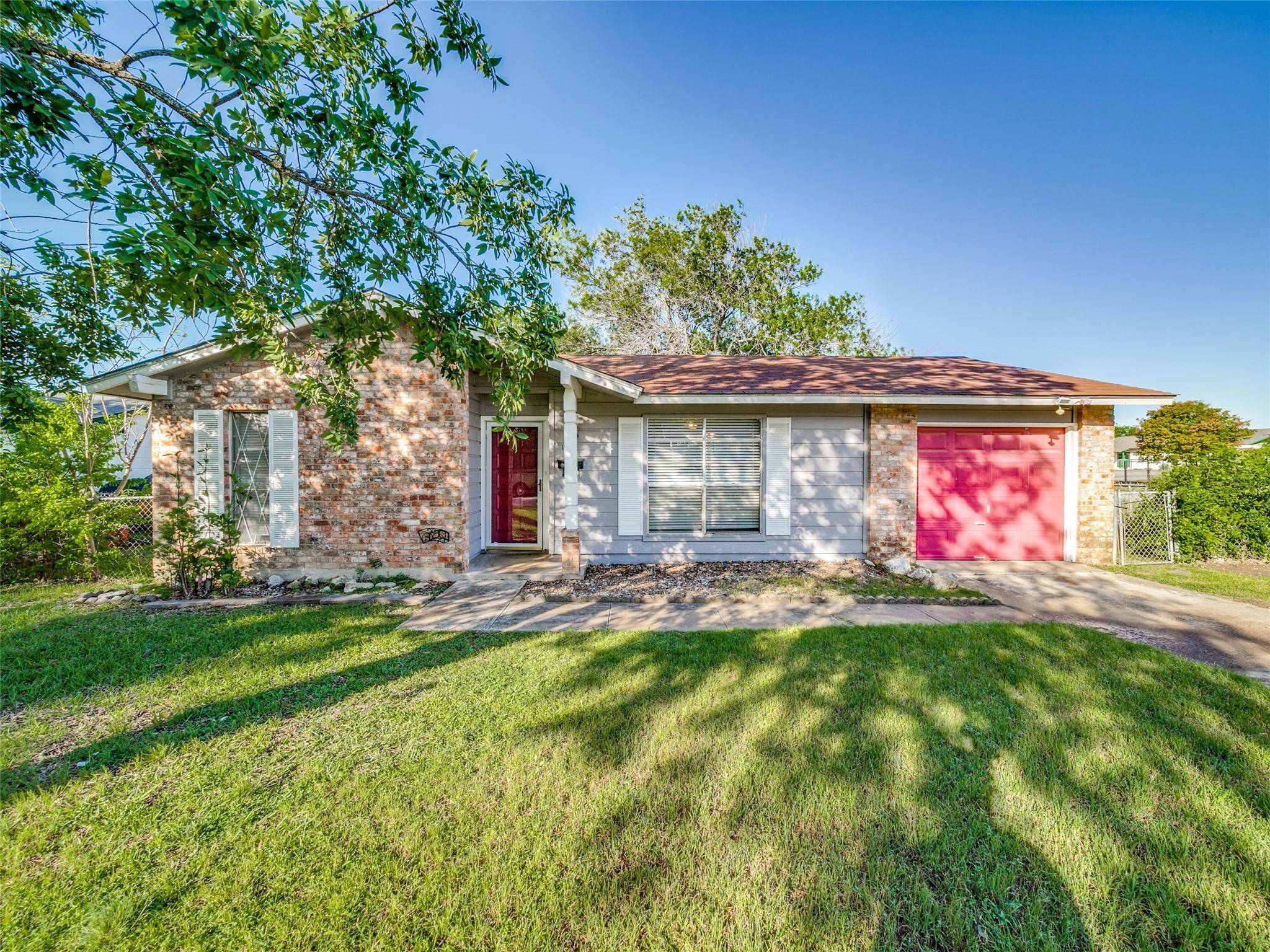 1321 Oak ST, Schertz, TX 78154