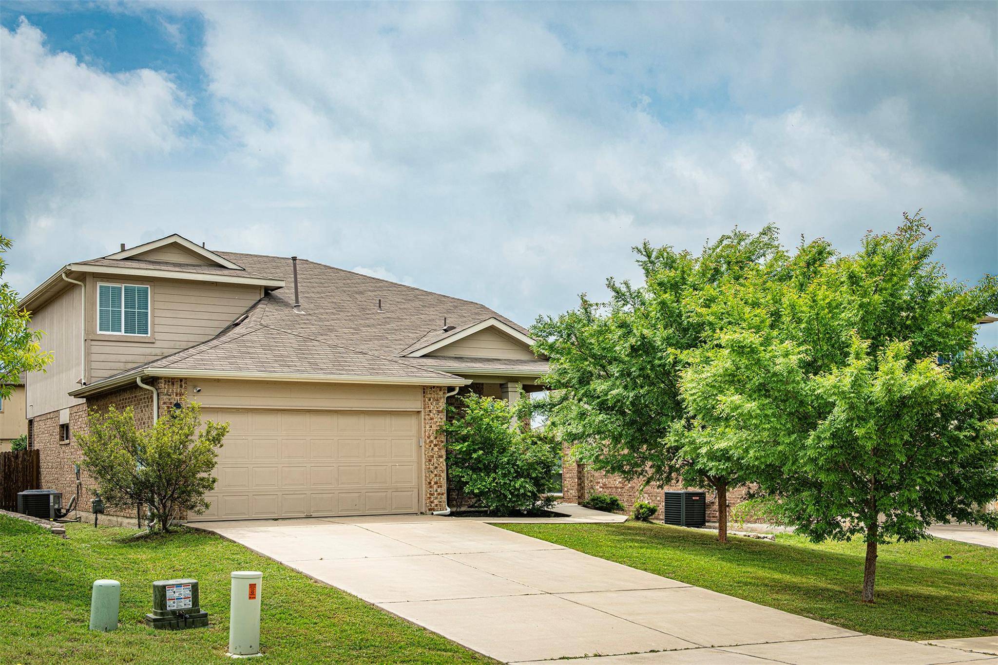 200 Kingfisher LN, Kyle, TX 78640