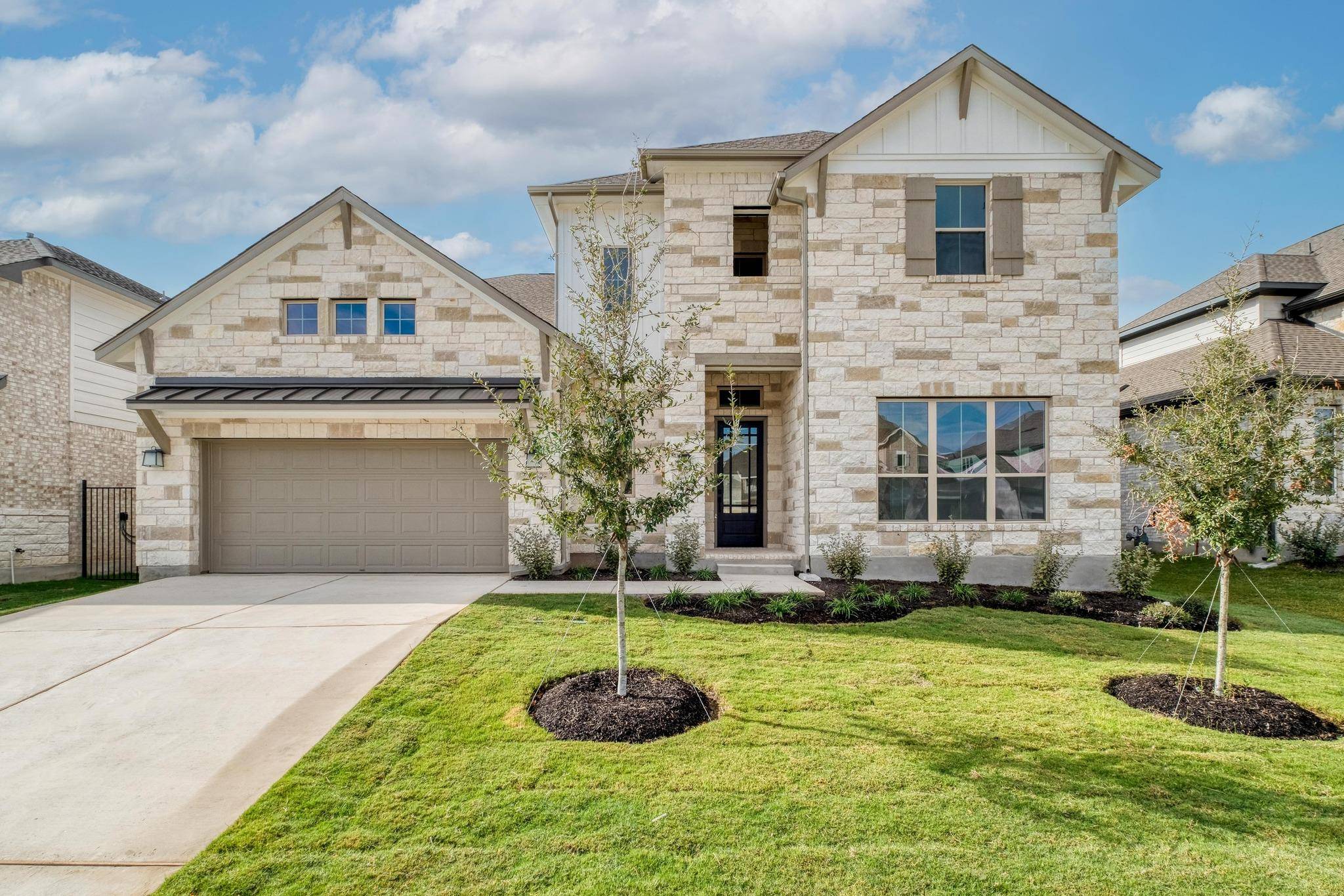 157 Montecilo DR, Liberty Hill, TX 78642