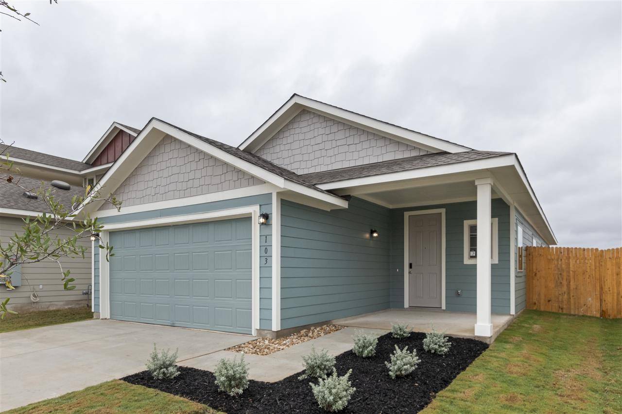 103 Driftwood LN, Bastrop, TX 78602