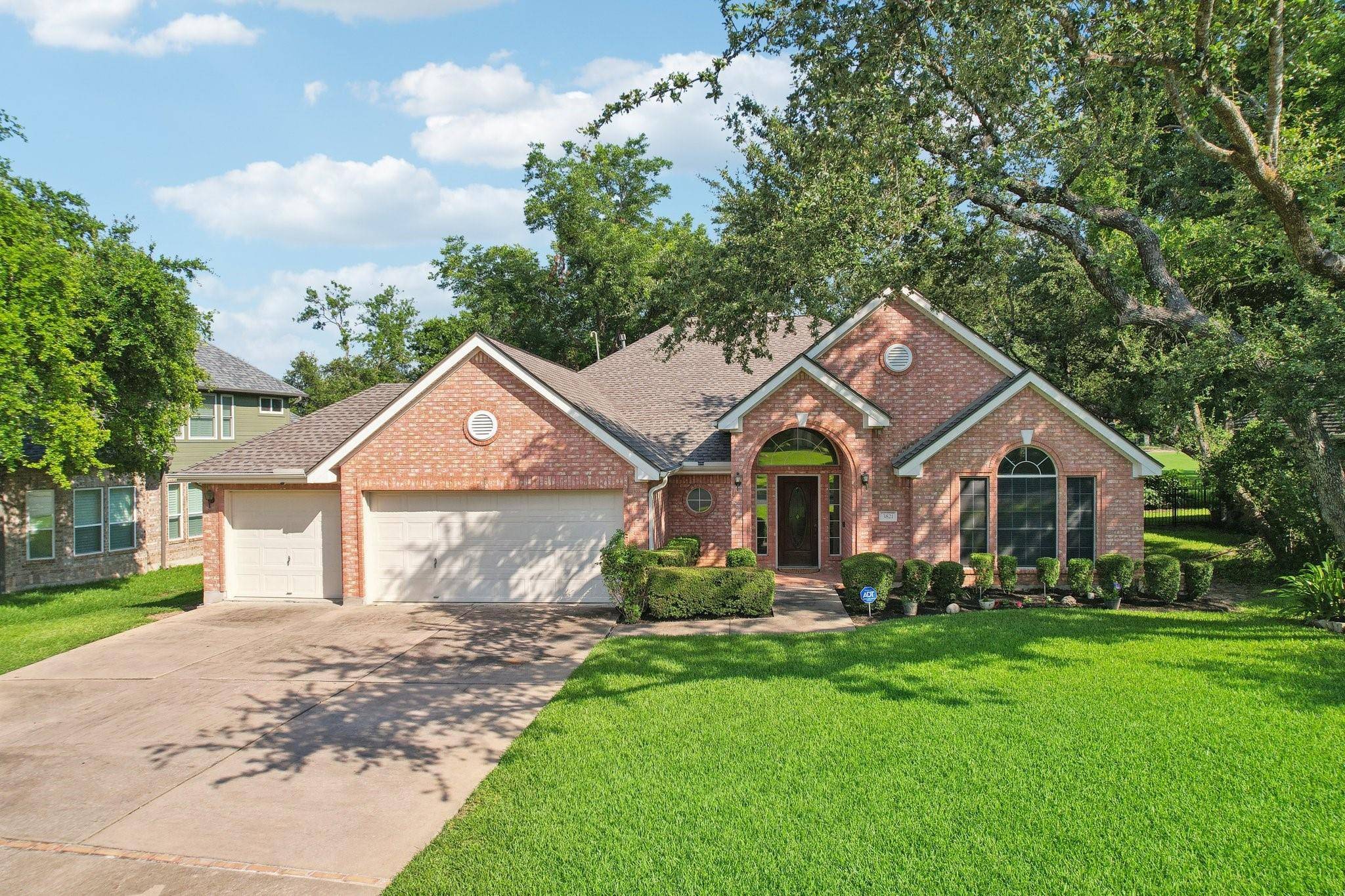 3821 ROYAL TROON DR, Round Rock, TX 78664