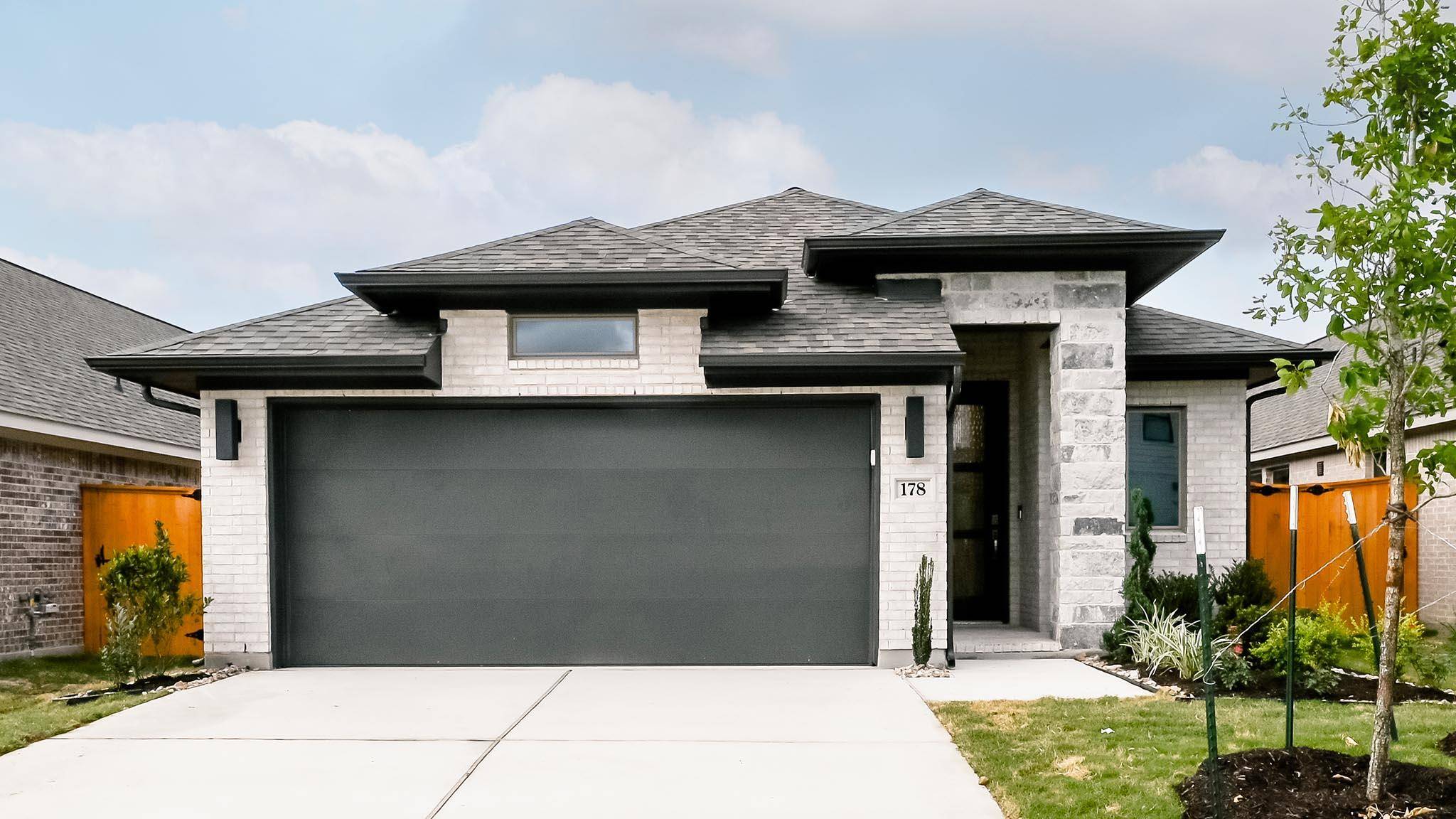 178 Blackborrow DR, Kyle, TX 78640