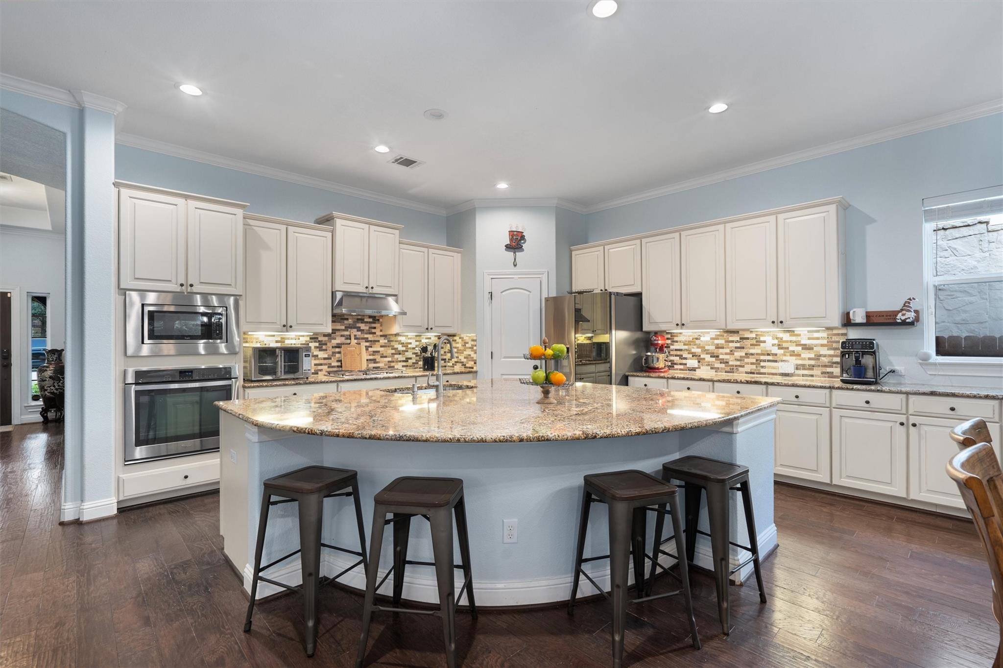 2734 Grand Oaks LOOP, Cedar Park, TX 78613