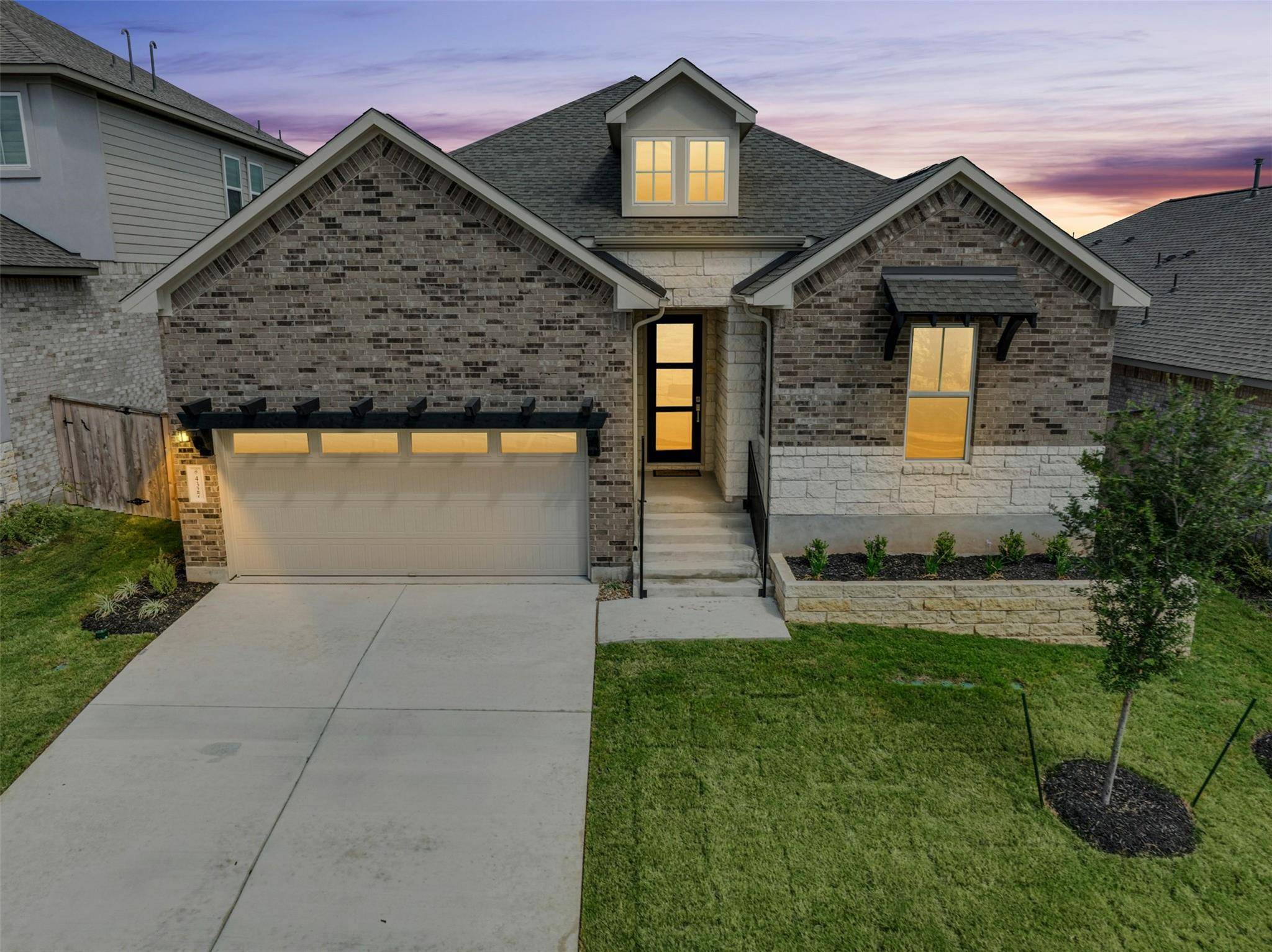 4327 Bancroft LN, Round Rock, TX 78665