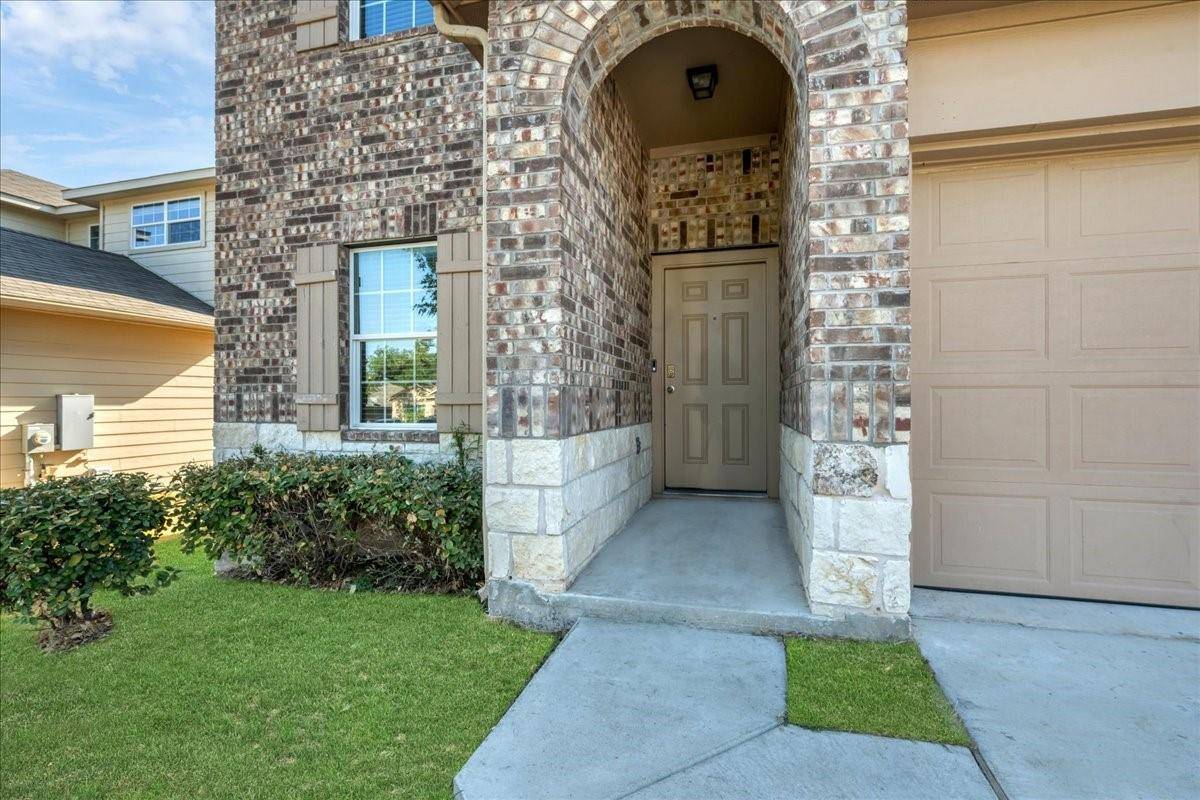 274 Coleto Creek LOOP, Kyle, TX 78640