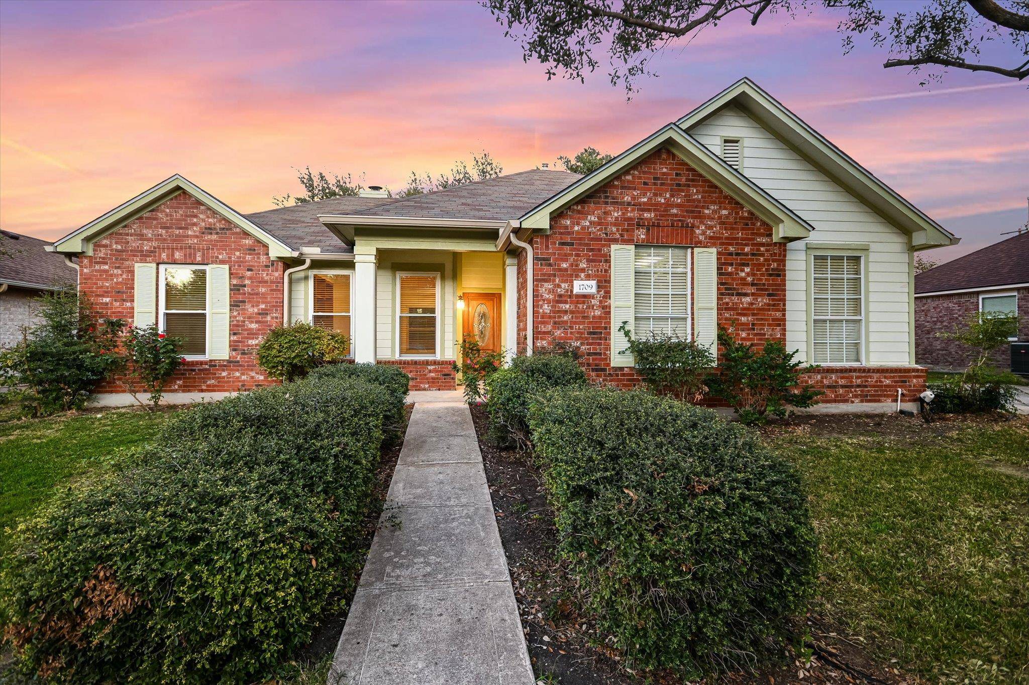 1709 CHALICE CV, Round Rock, TX 78665