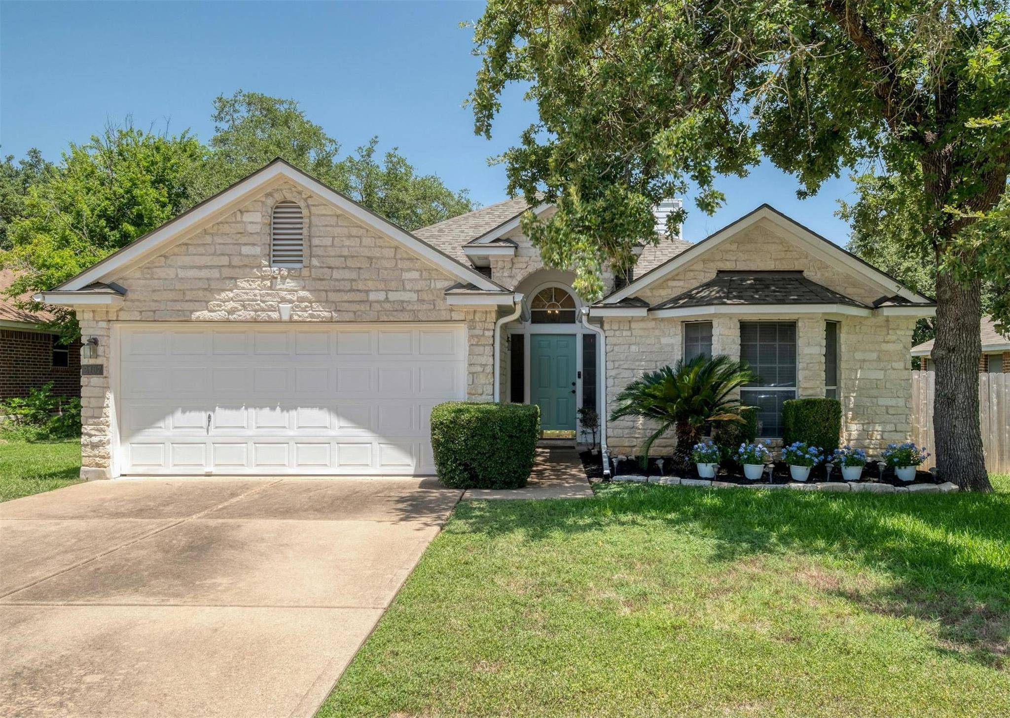 2107 Old Mill RD, Cedar Park, TX 78613