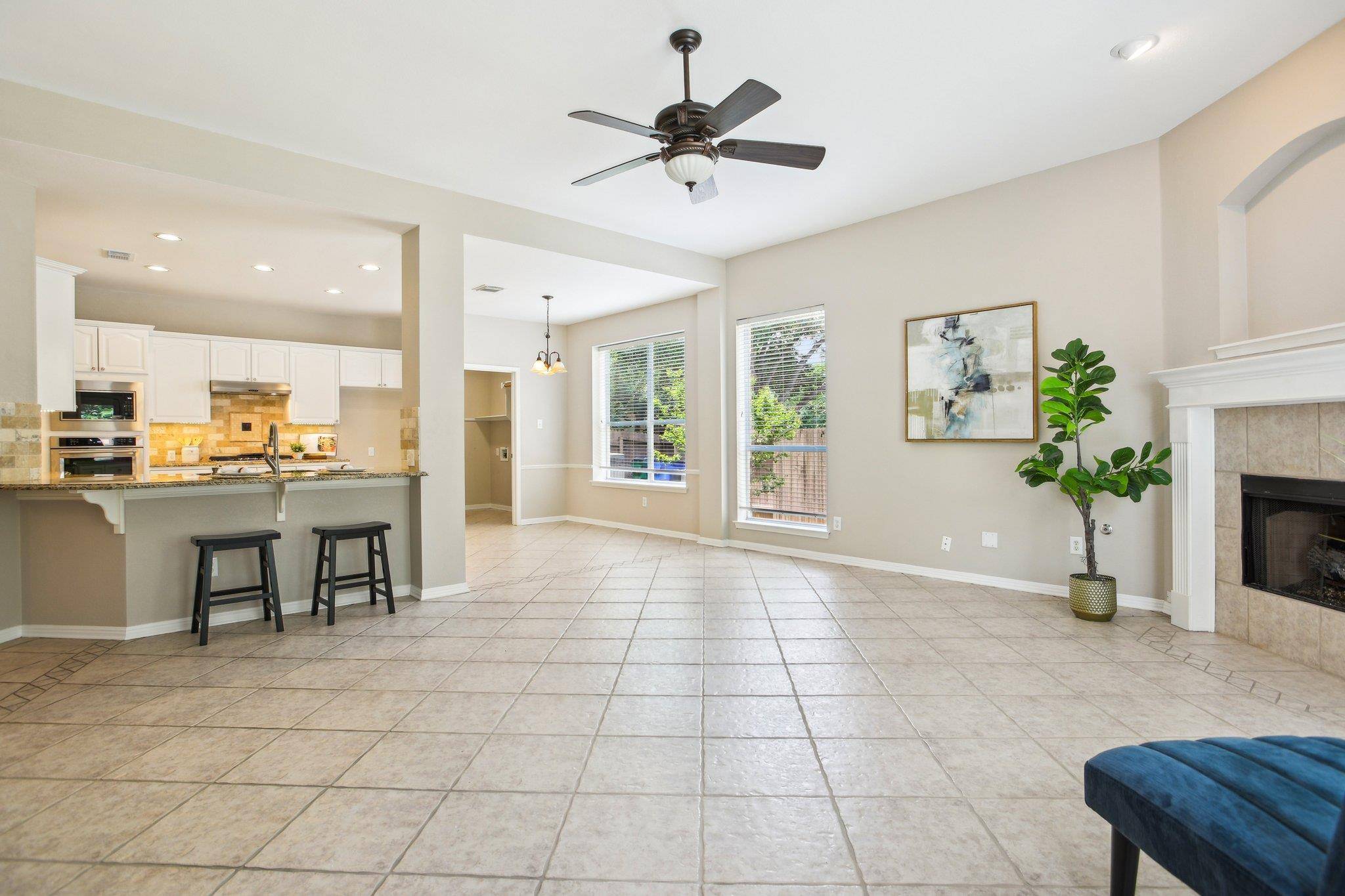 1252 Fall Creek LOOP, Cedar Park, TX 78613