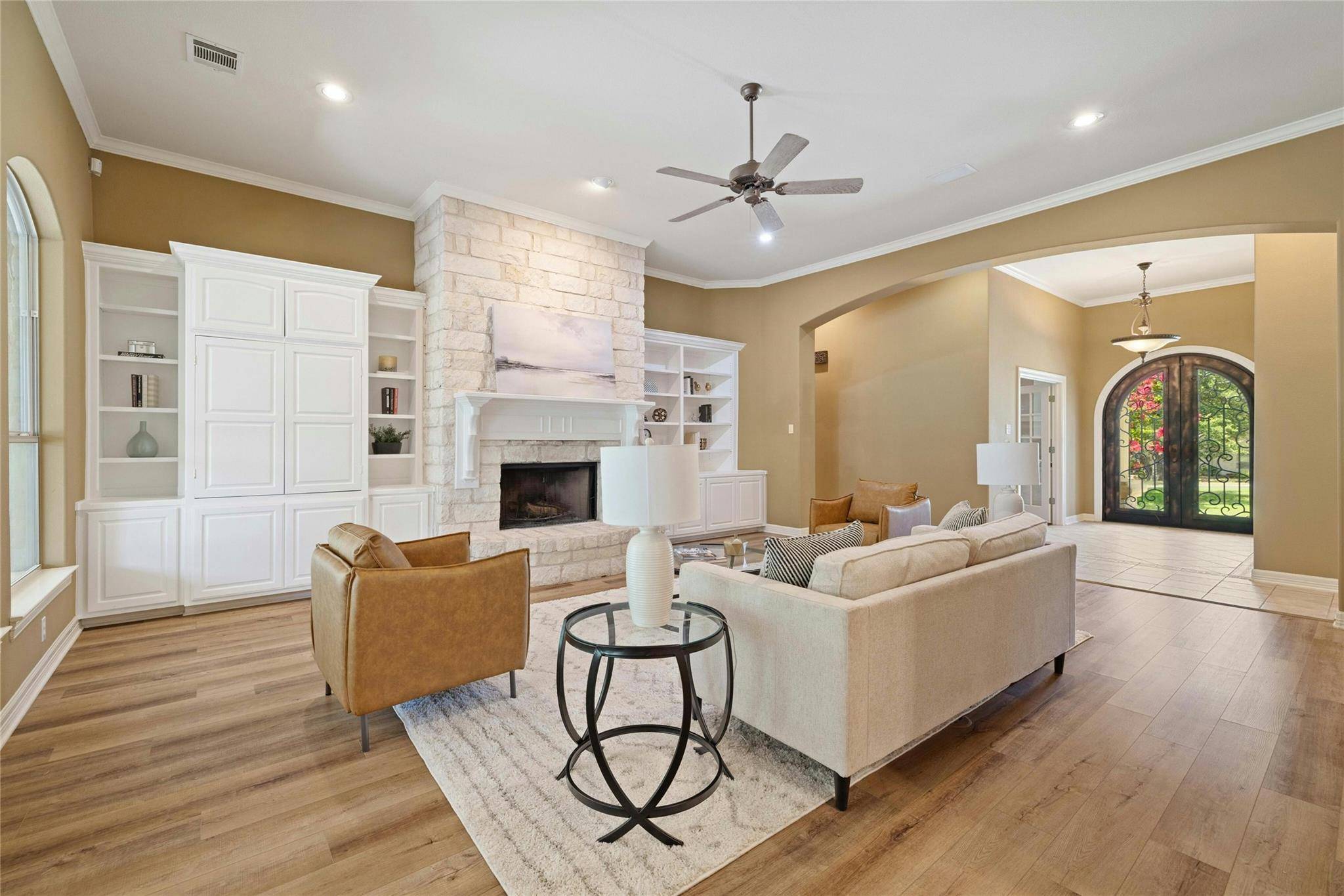 205 Bobbys CV, Georgetown, TX 78633