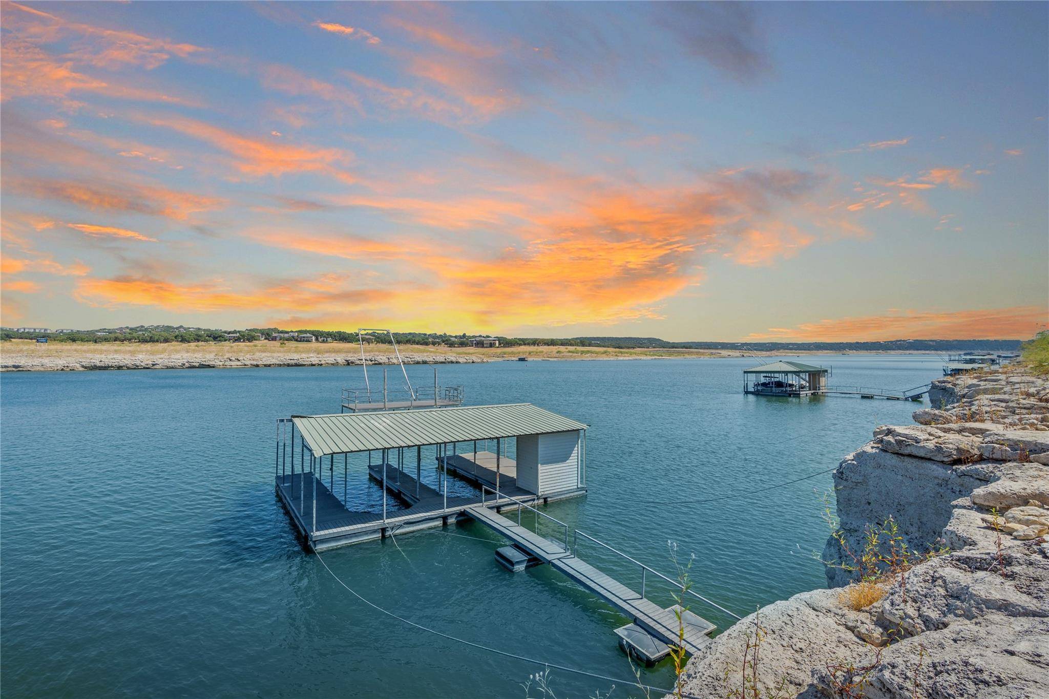 1141 Thurman Bluff DR, Spicewood, TX 78669