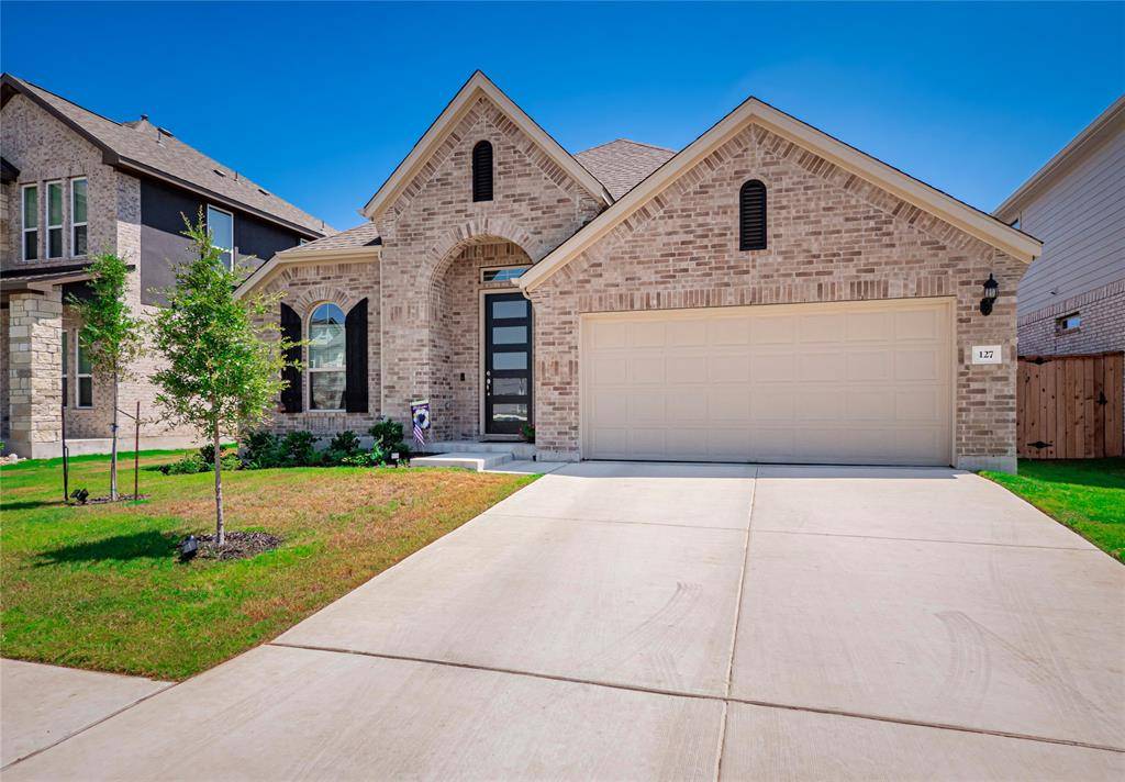 127 Hackberry LN, Bastrop, TX 78602